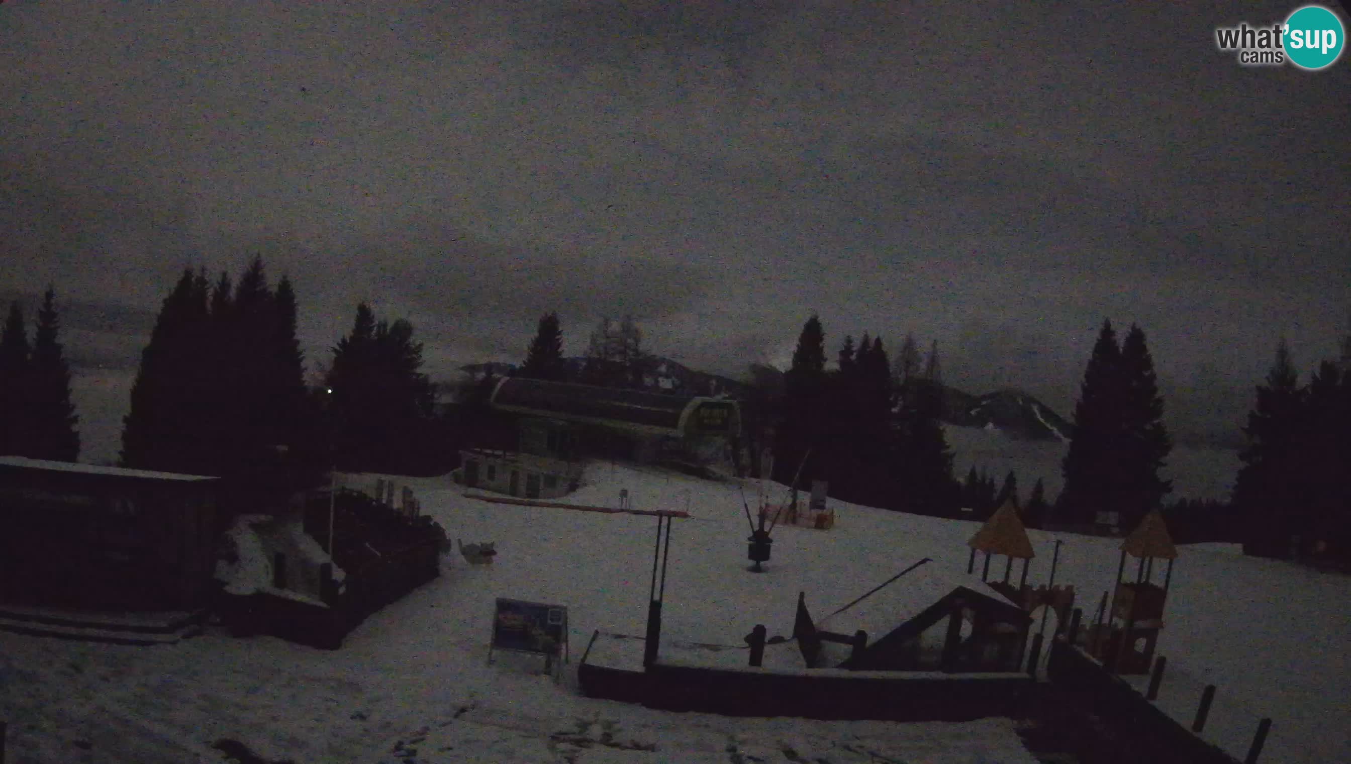 Webcam de la station de ski des Alpes slovènes à Cerkno Počivalo