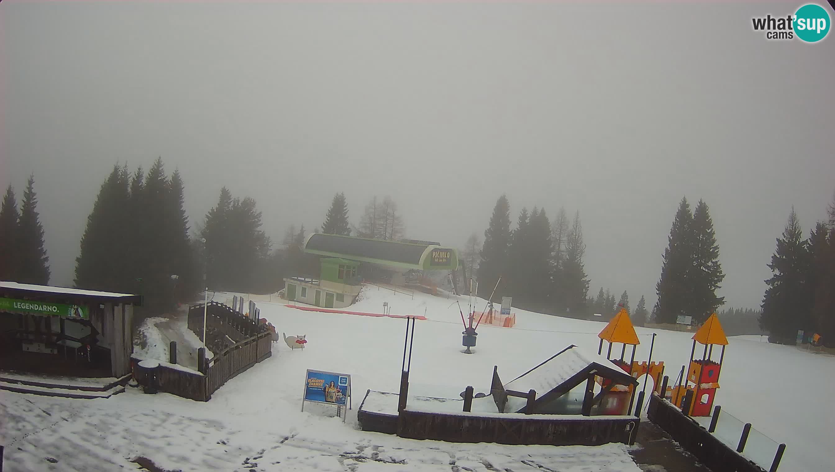 Webcam de la station de ski des Alpes slovènes à Cerkno Počivalo