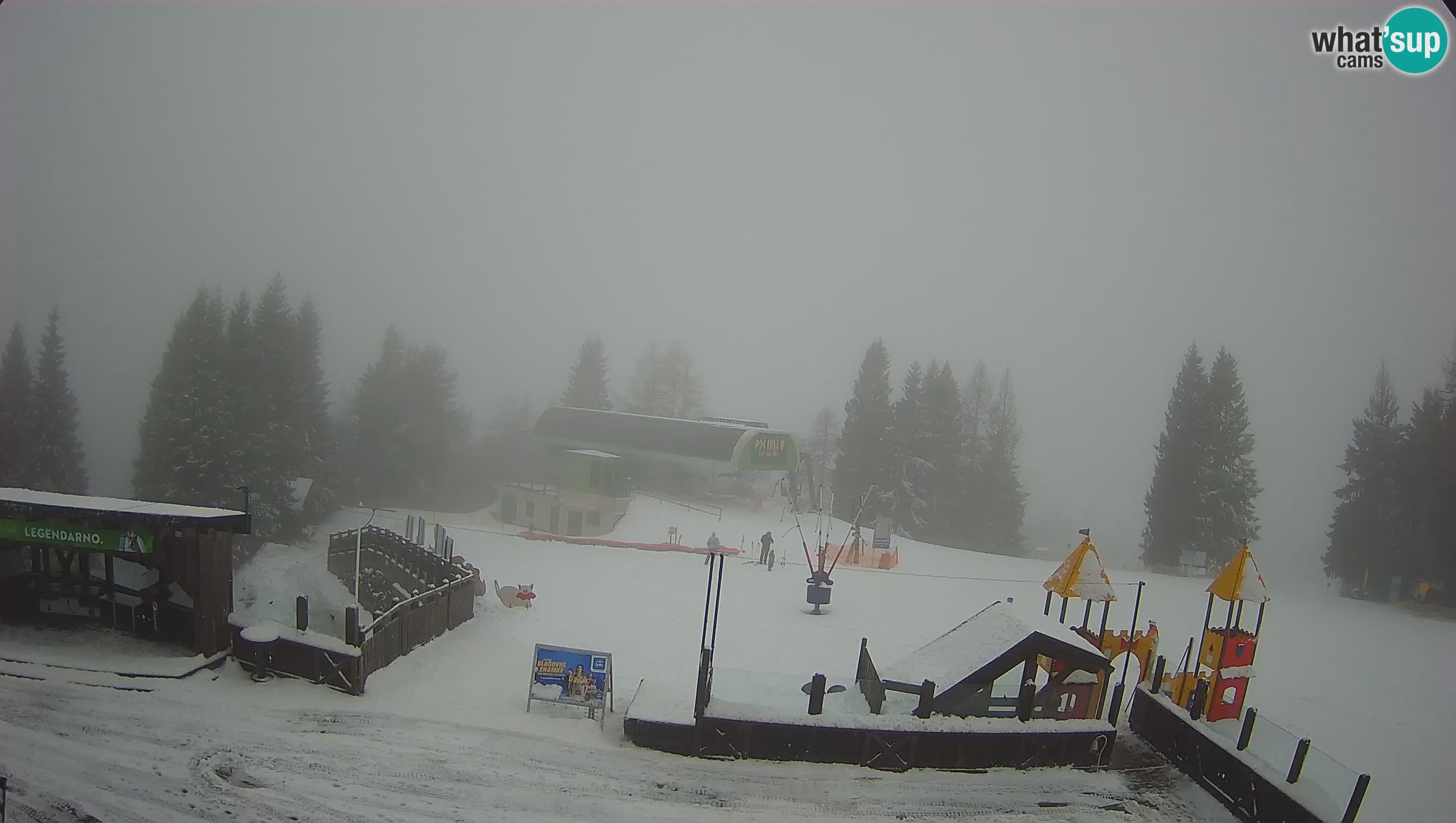 Alpska Perla Ski hotel Cerkno Počivalo webcam – Slovenia