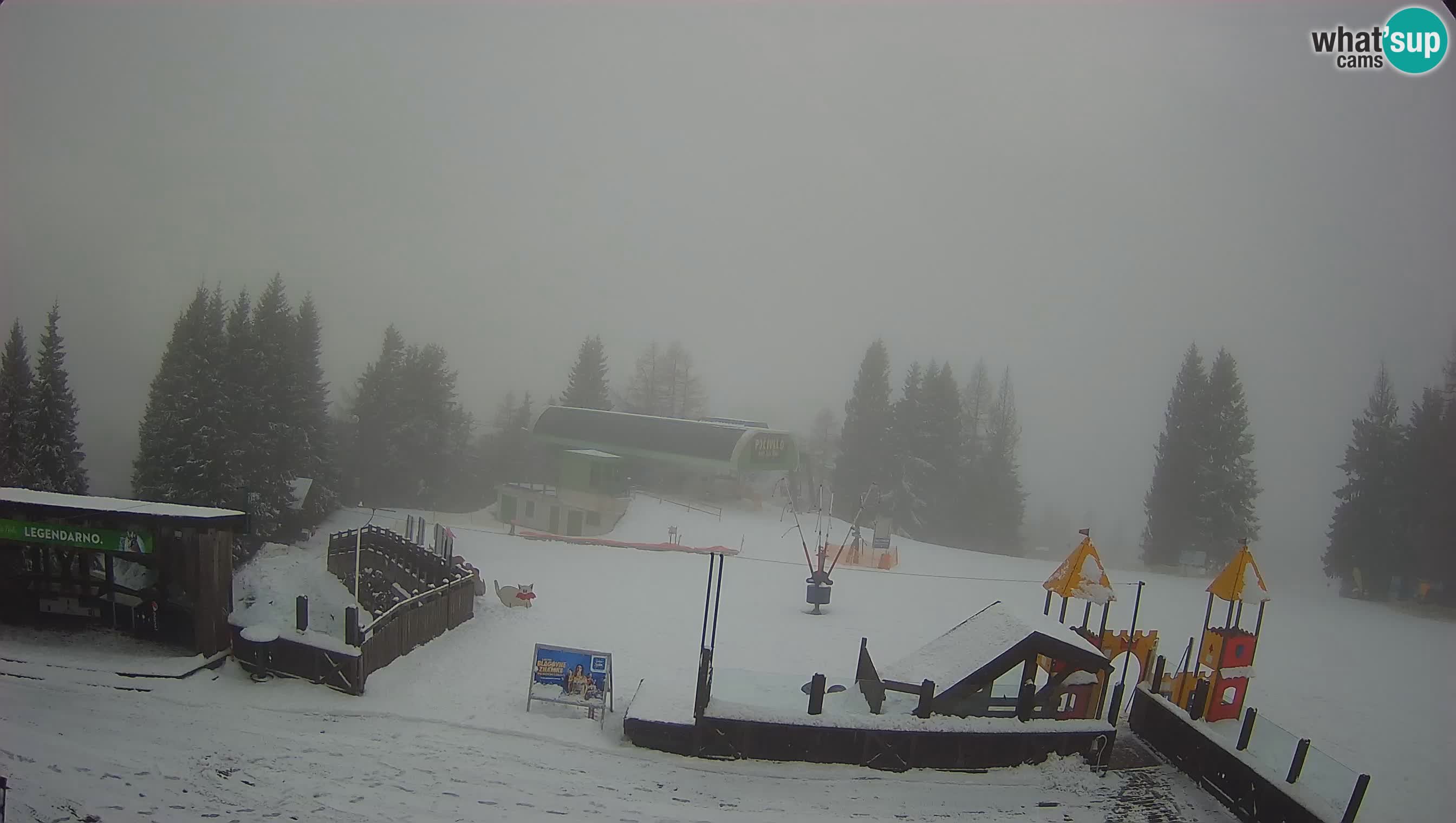 Alpska Perla Ski hotel Cerkno Počivalo webcam – Slovenia