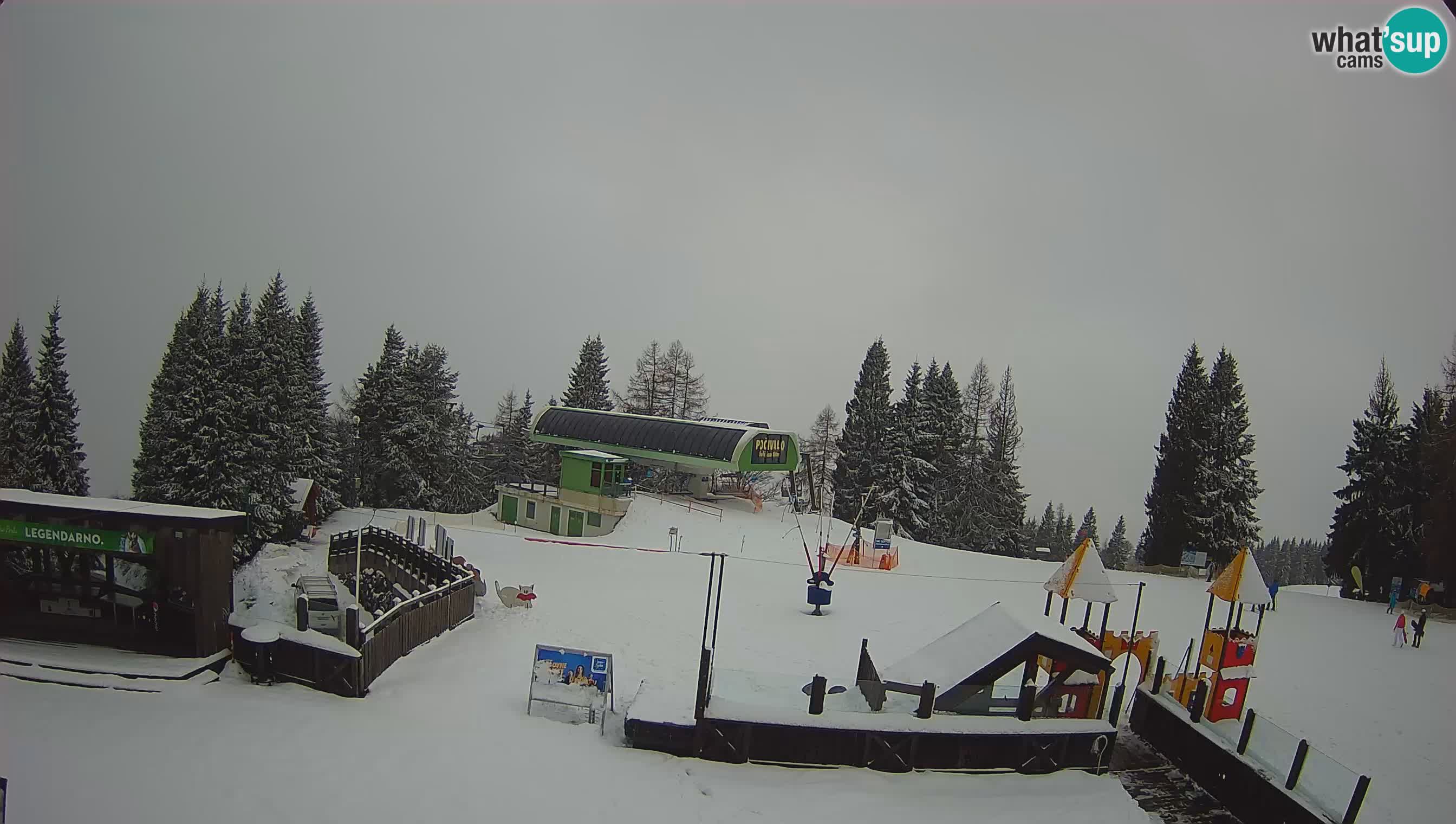 Webcam de la station de ski des Alpes slovènes à Cerkno Počivalo
