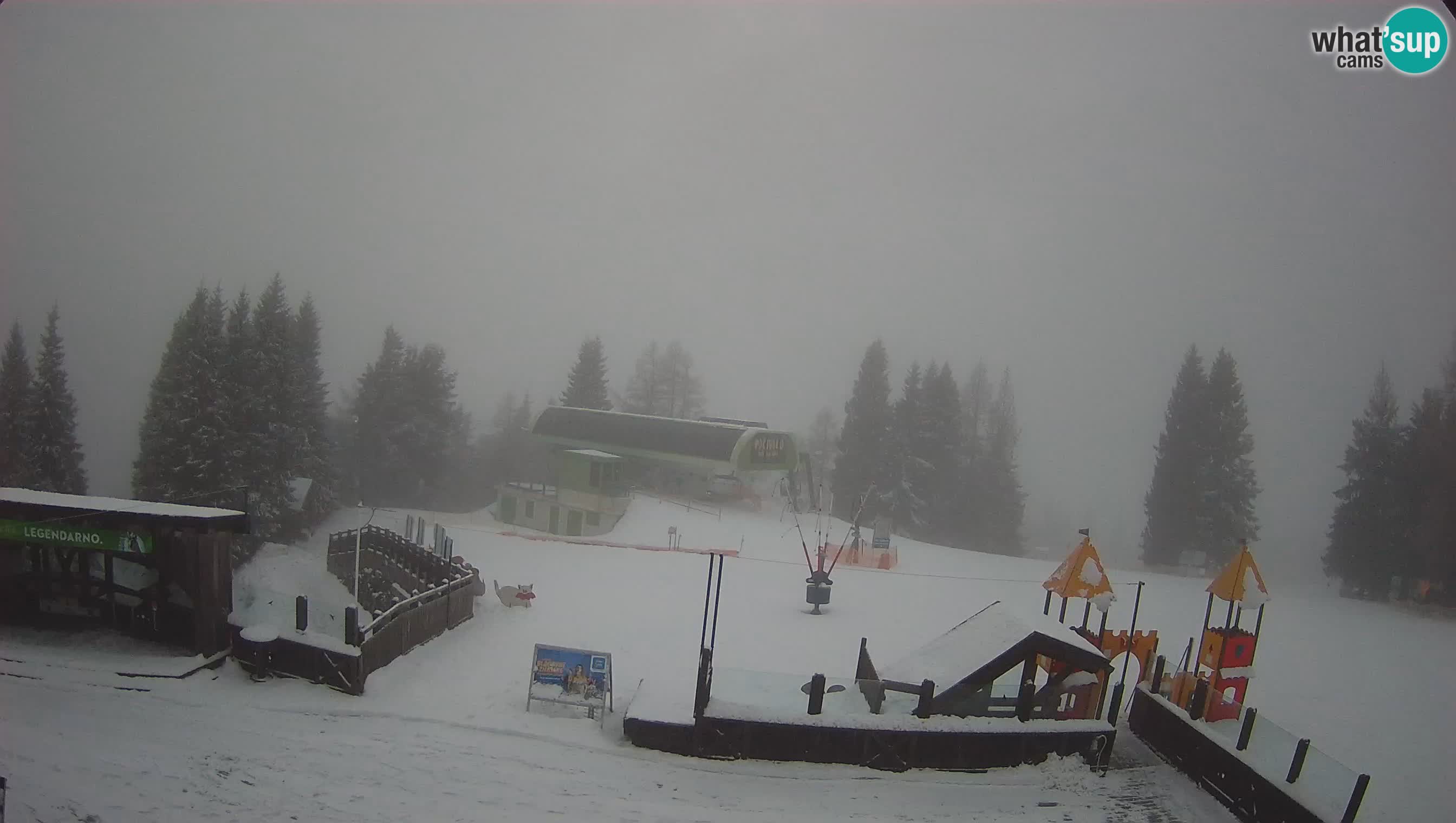 Webcam de la station de ski des Alpes slovènes à Cerkno Počivalo