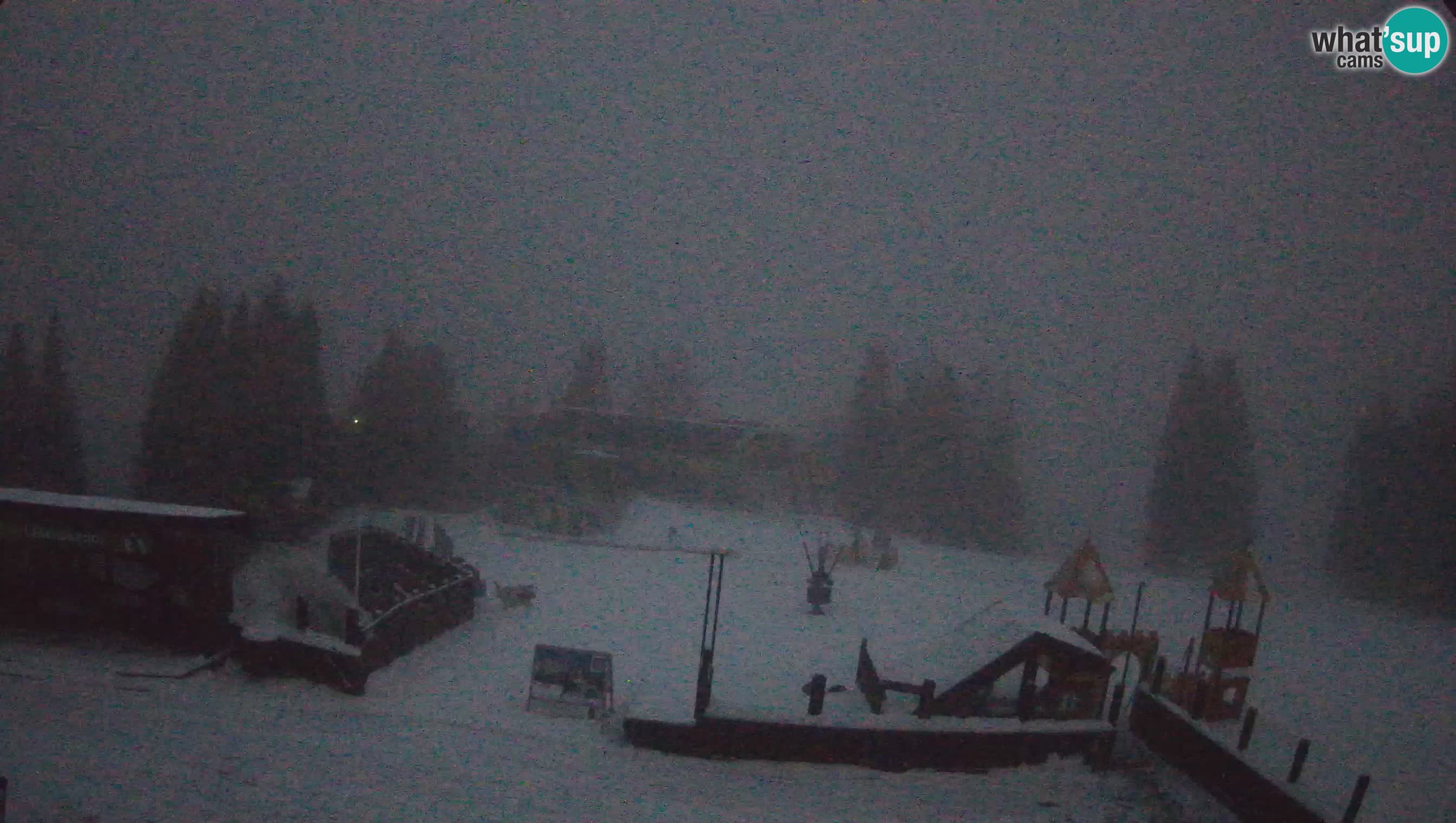 Alpska Perla Ski center Cerkno Počivalo webcam – Slovenia