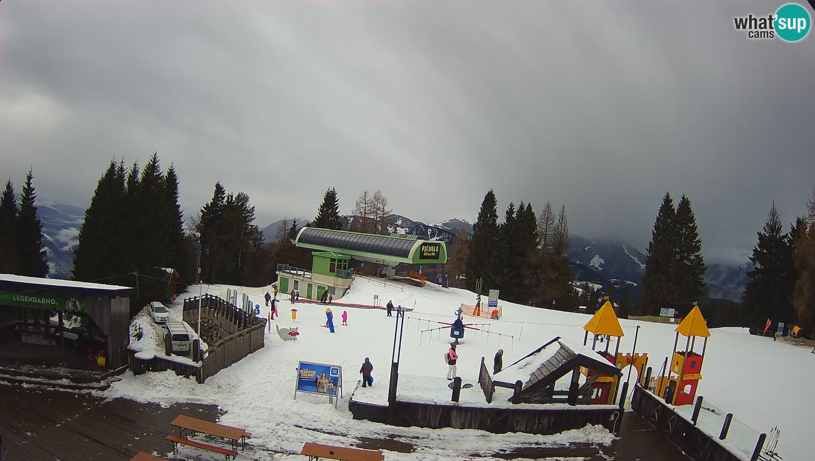 Webcam de la station de ski des Alpes slovènes à Cerkno Počivalo