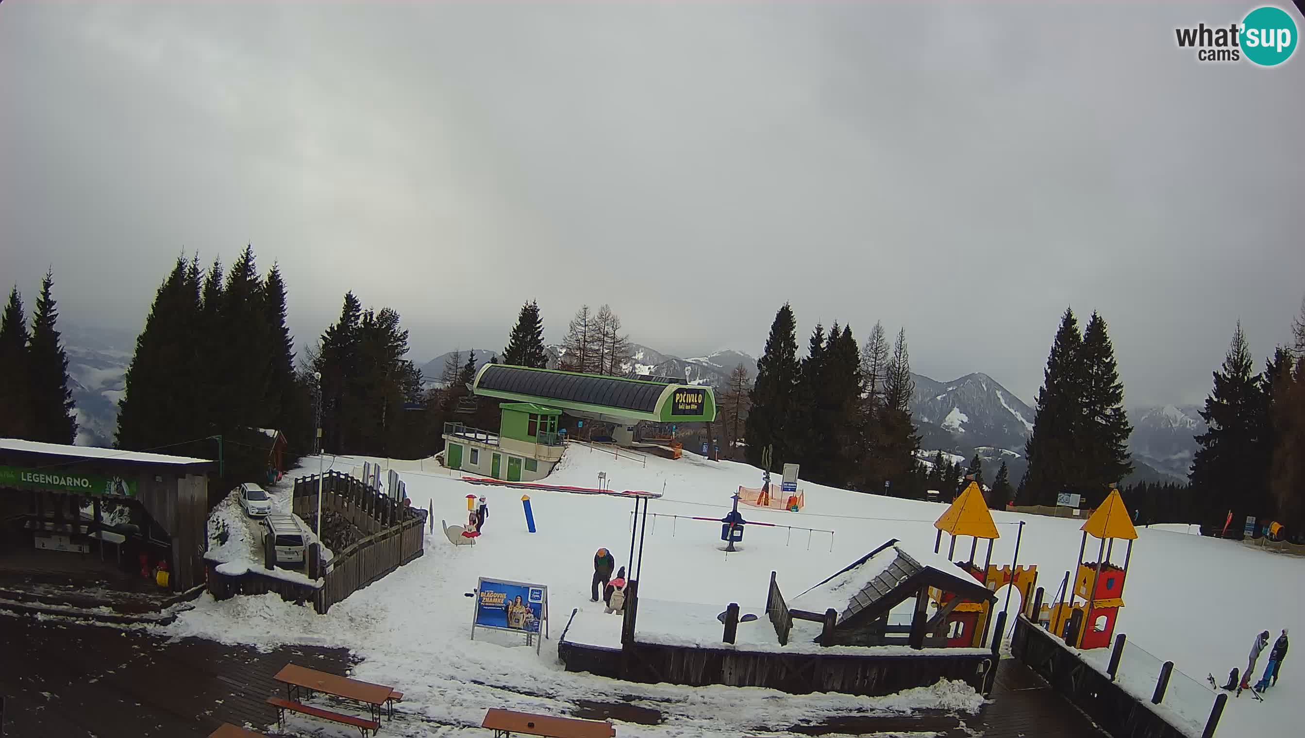 Spletna kamera Počivalo – Alpska Perla | Pogled v živo iz smučišča Cerkno