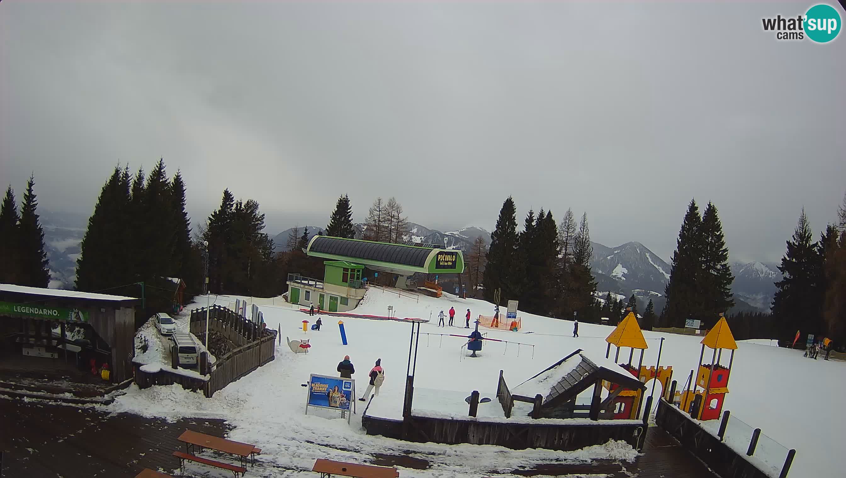 Spletna kamera Počivalo – Alpska Perla | Pogled v živo iz smučišča Cerkno