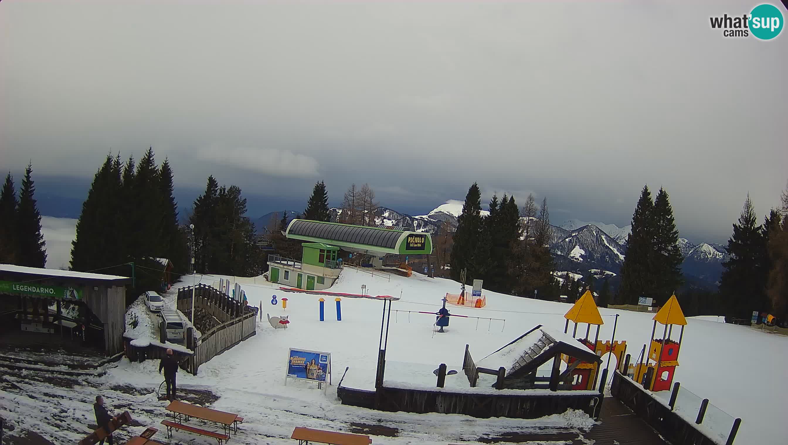 Webcam de la station de ski des Alpes slovènes à Cerkno Počivalo