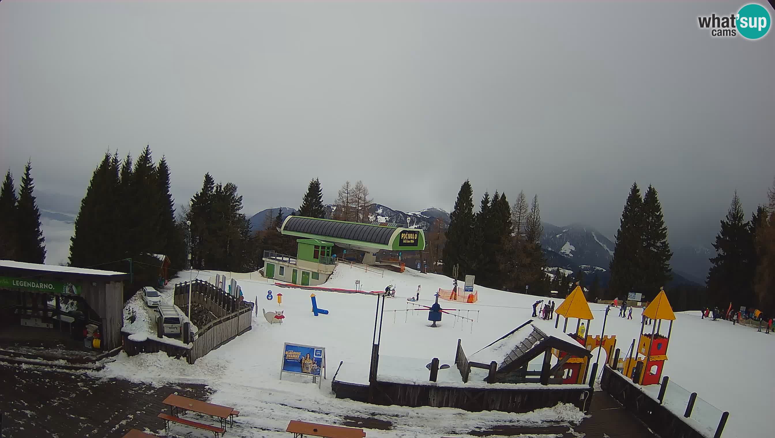 Webcam de la station de ski des Alpes slovènes à Cerkno Počivalo