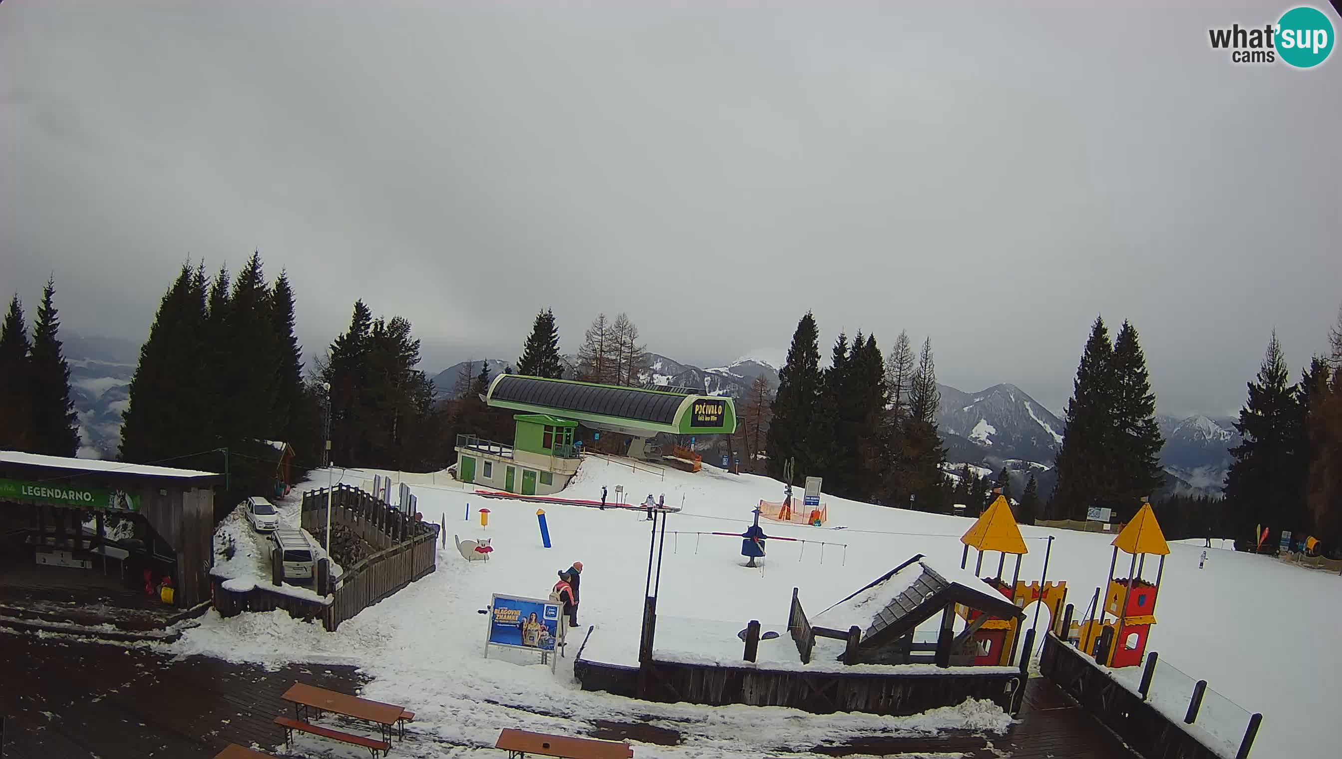 Alpska Perla Ski center Cerkno Počivalo webcam – Slovenia