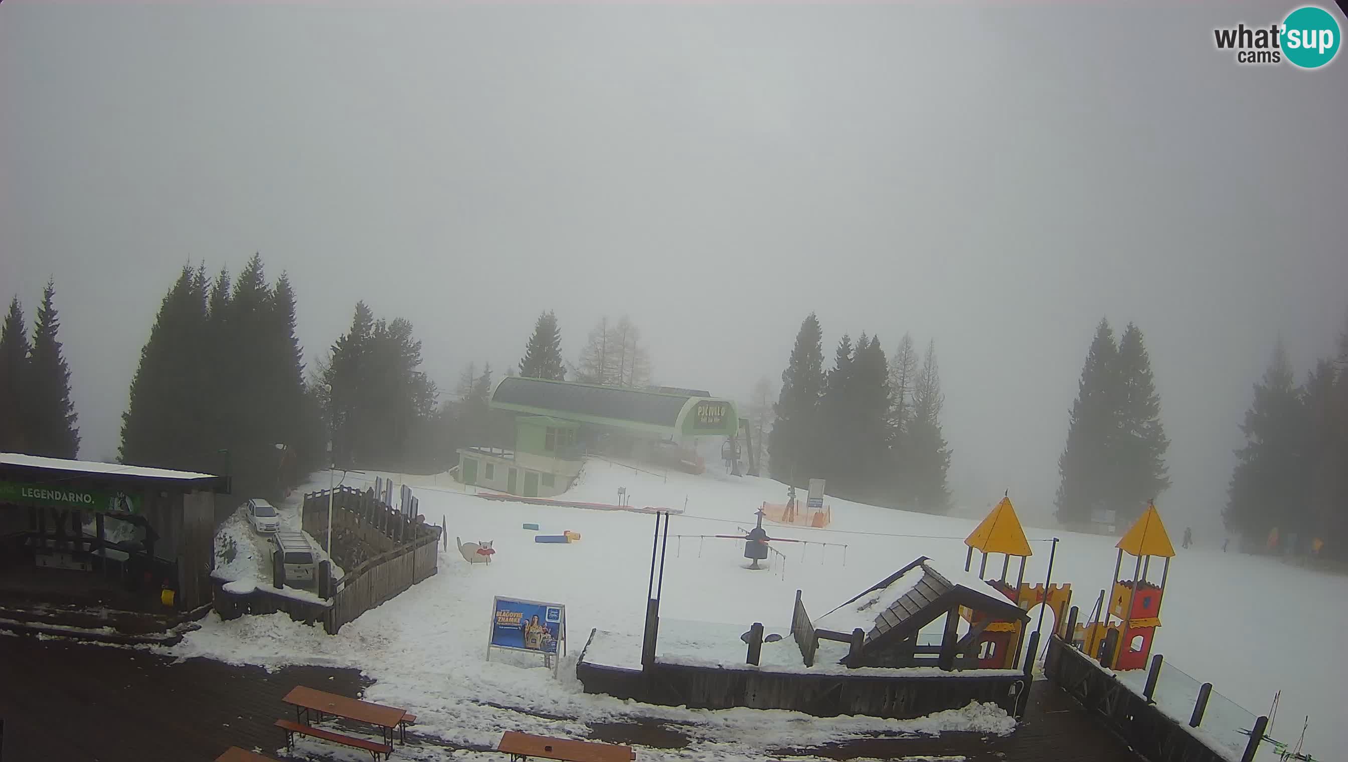 Alpska Perla Ski hotel Cerkno Počivalo webcam – Slovenia