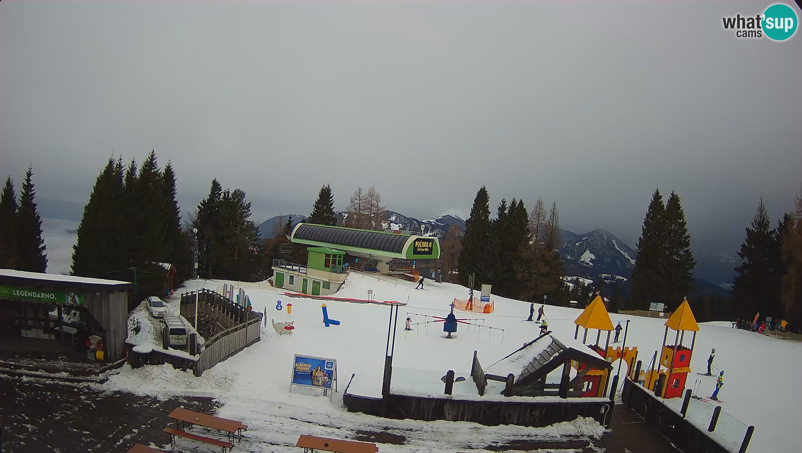 Alpska Perla Ski center Cerkno Počivalo webcam – Slovenia