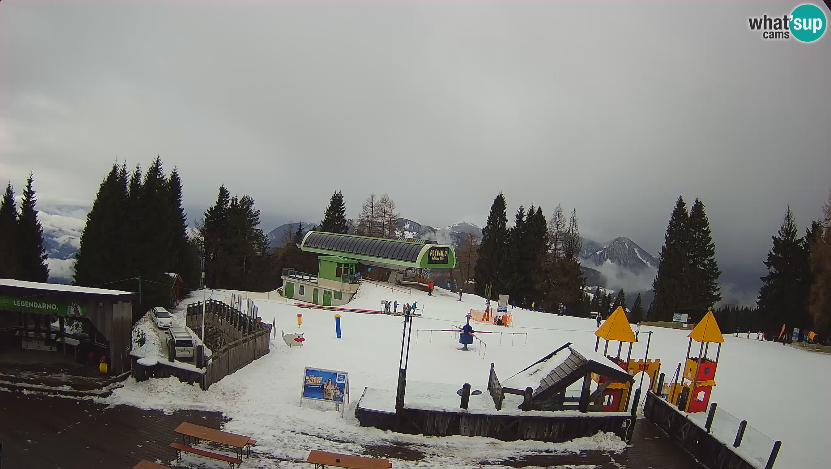 Webcam de la station de ski des Alpes slovènes à Cerkno Počivalo