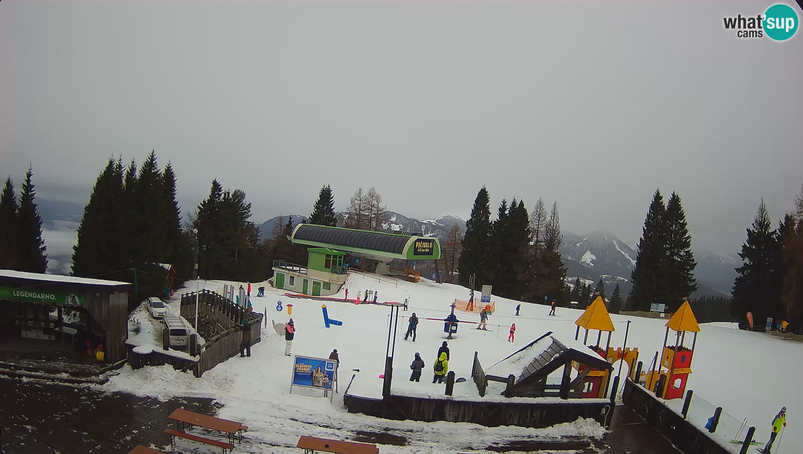 Webcam de la station de ski des Alpes slovènes à Cerkno Počivalo