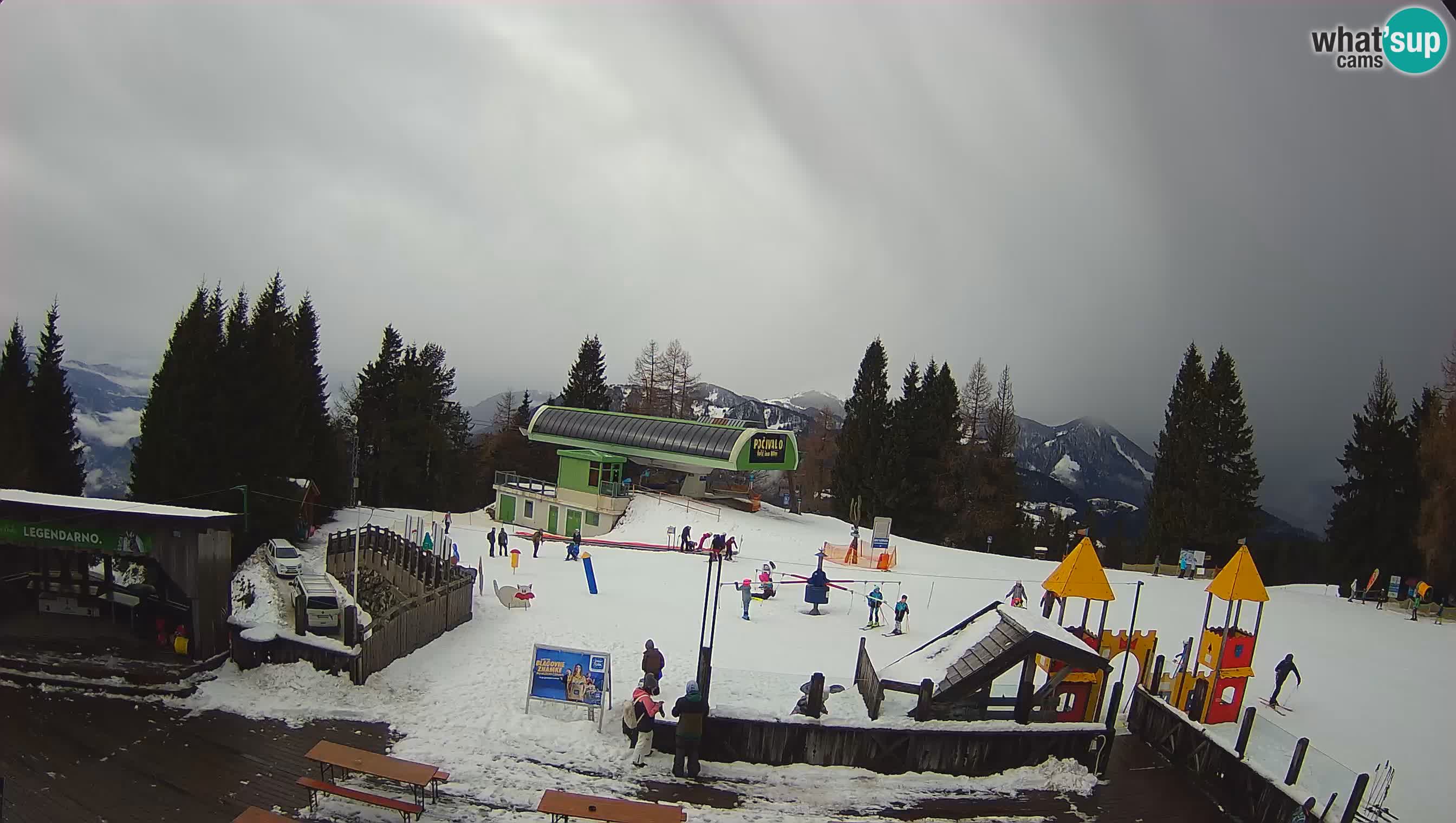 Alpska Perla Ski center Cerkno Počivalo webcam – Slovenia