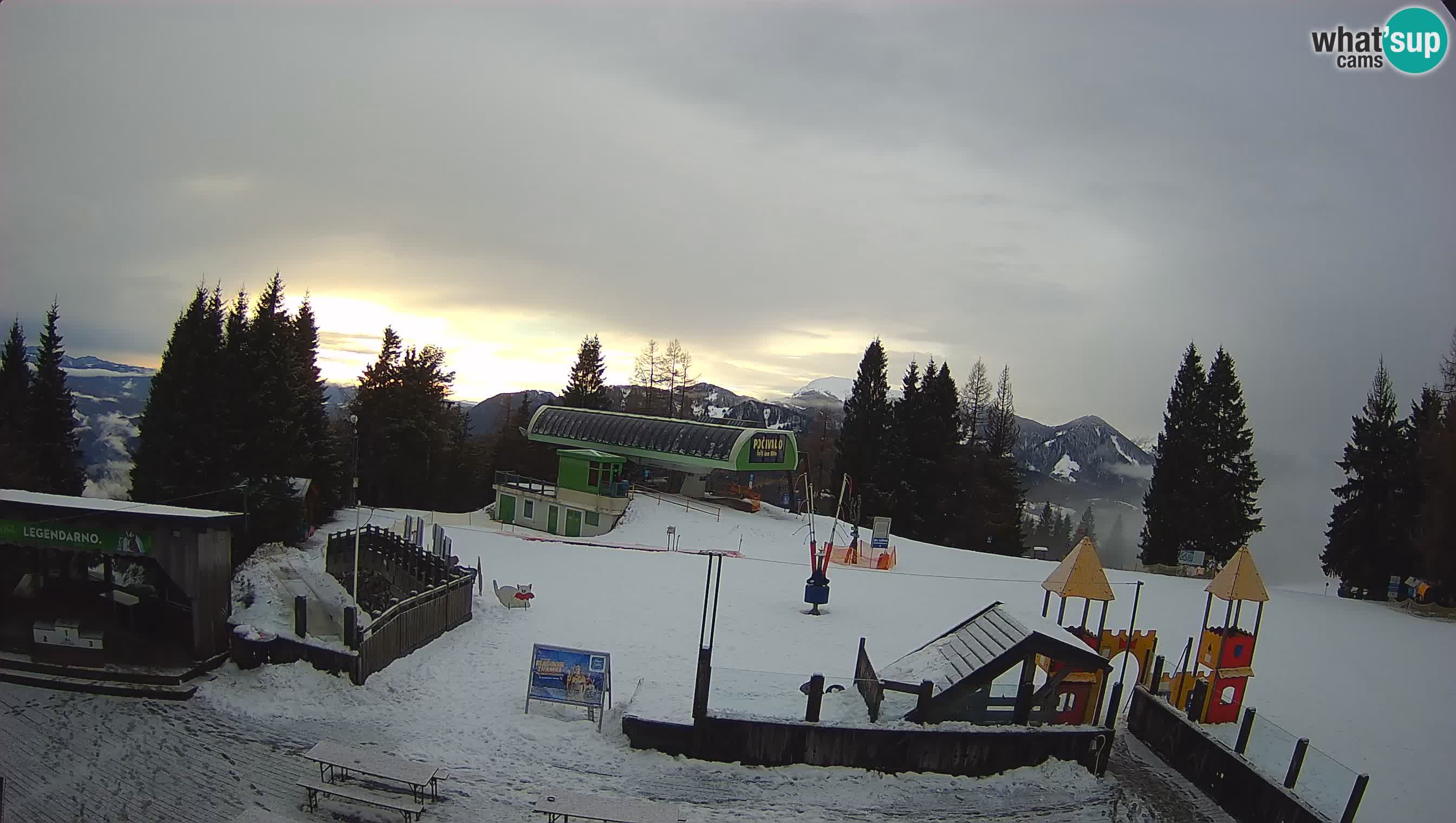 Webcam Počivalo – Alpska Perla | Live View from Cerkno Ski Resort