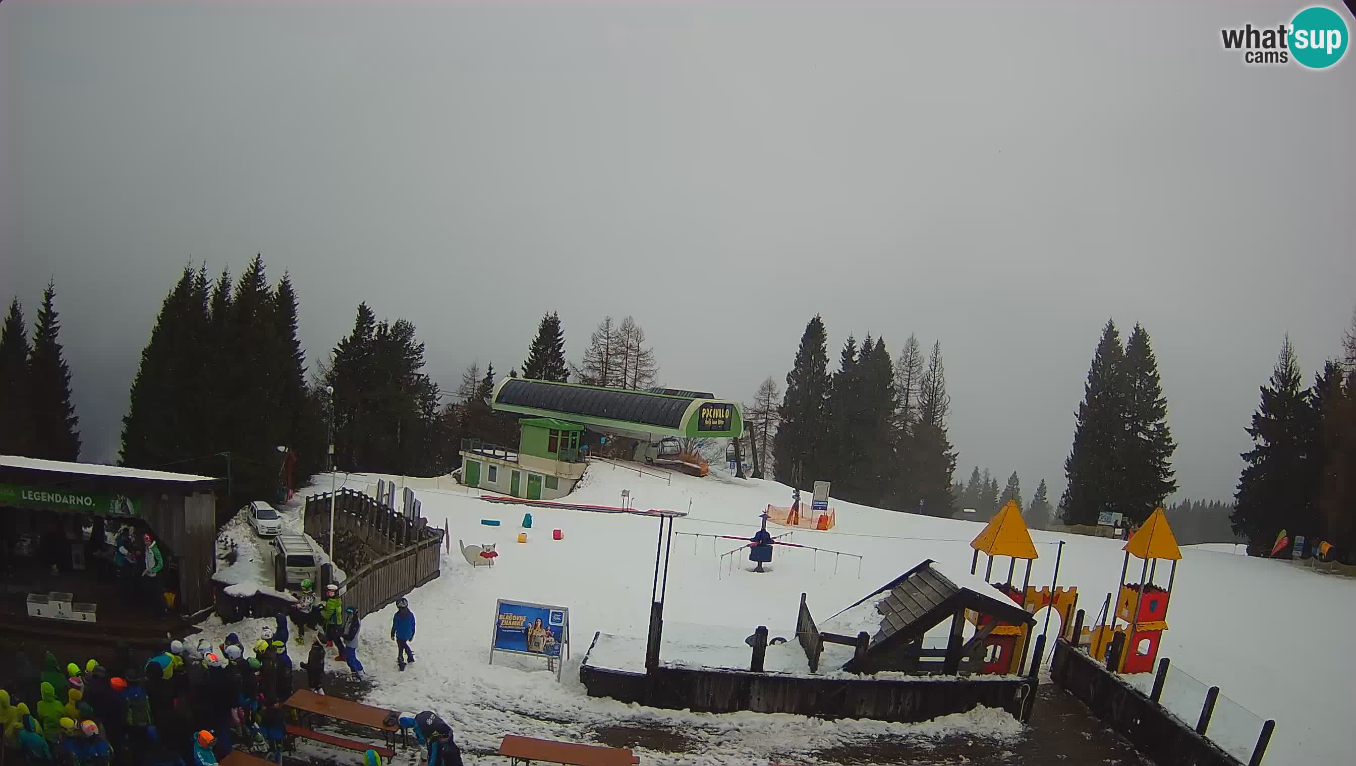 Cámara web Počivalo – Alpska Perla | Vista en vivo desde la estación de esquí Cerkno