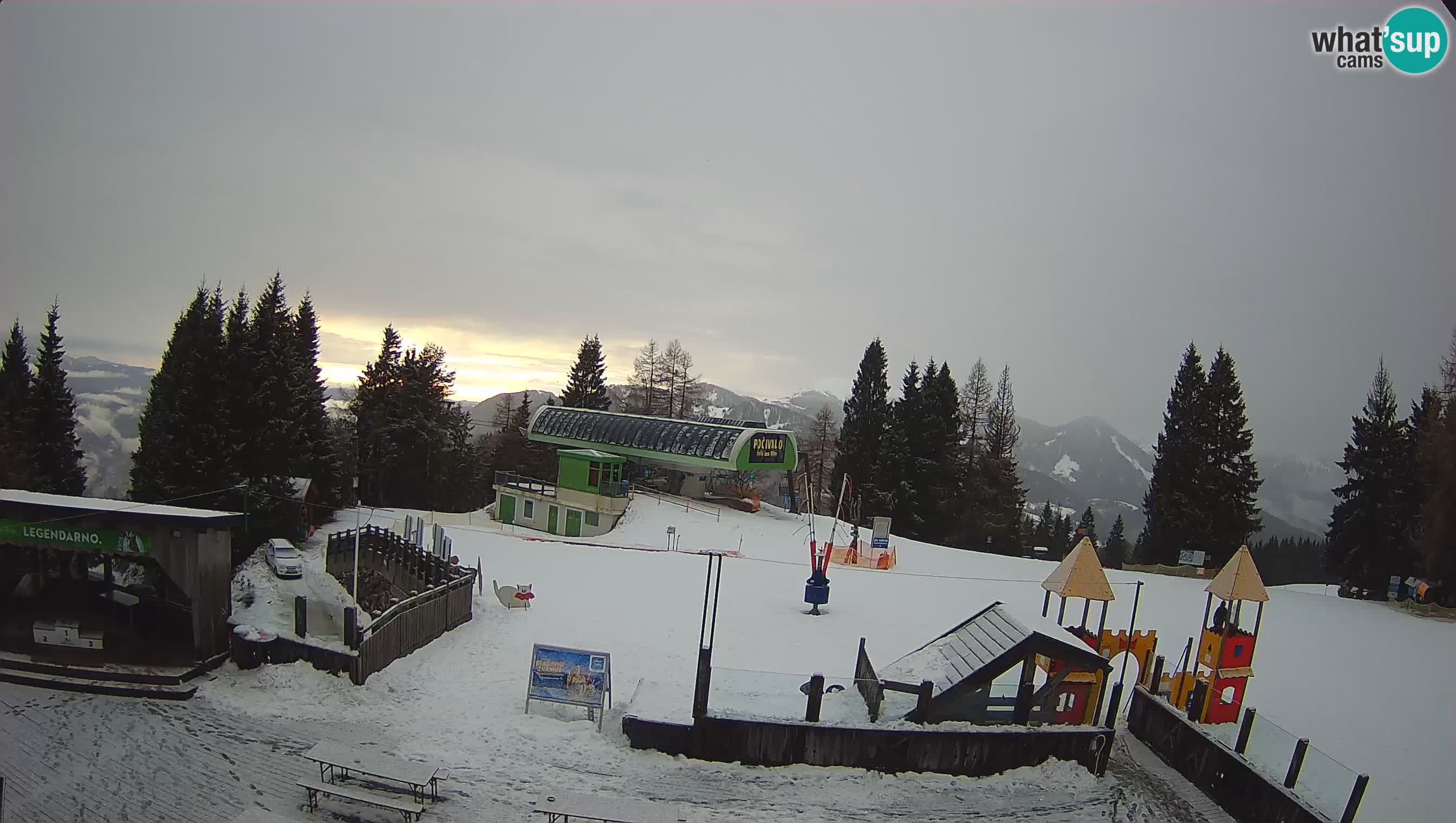 Alpska Perla kamera Cerkno Počivalo