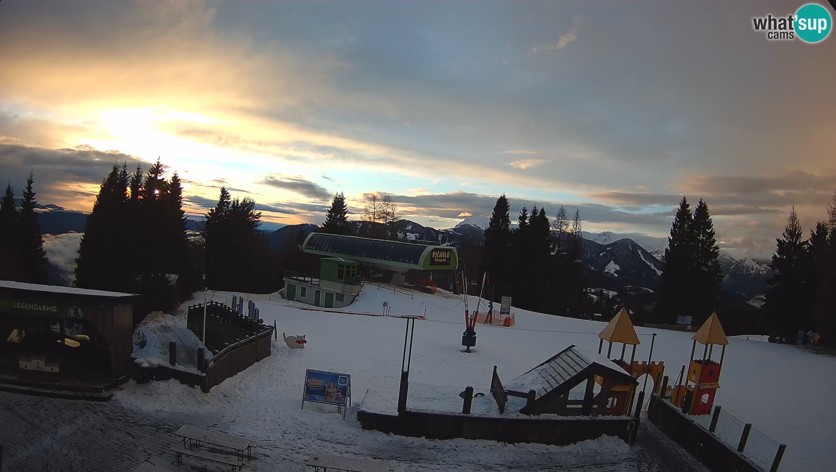 Cámara web Počivalo – Alpska Perla | Vista en vivo desde la estación de esquí Cerkno