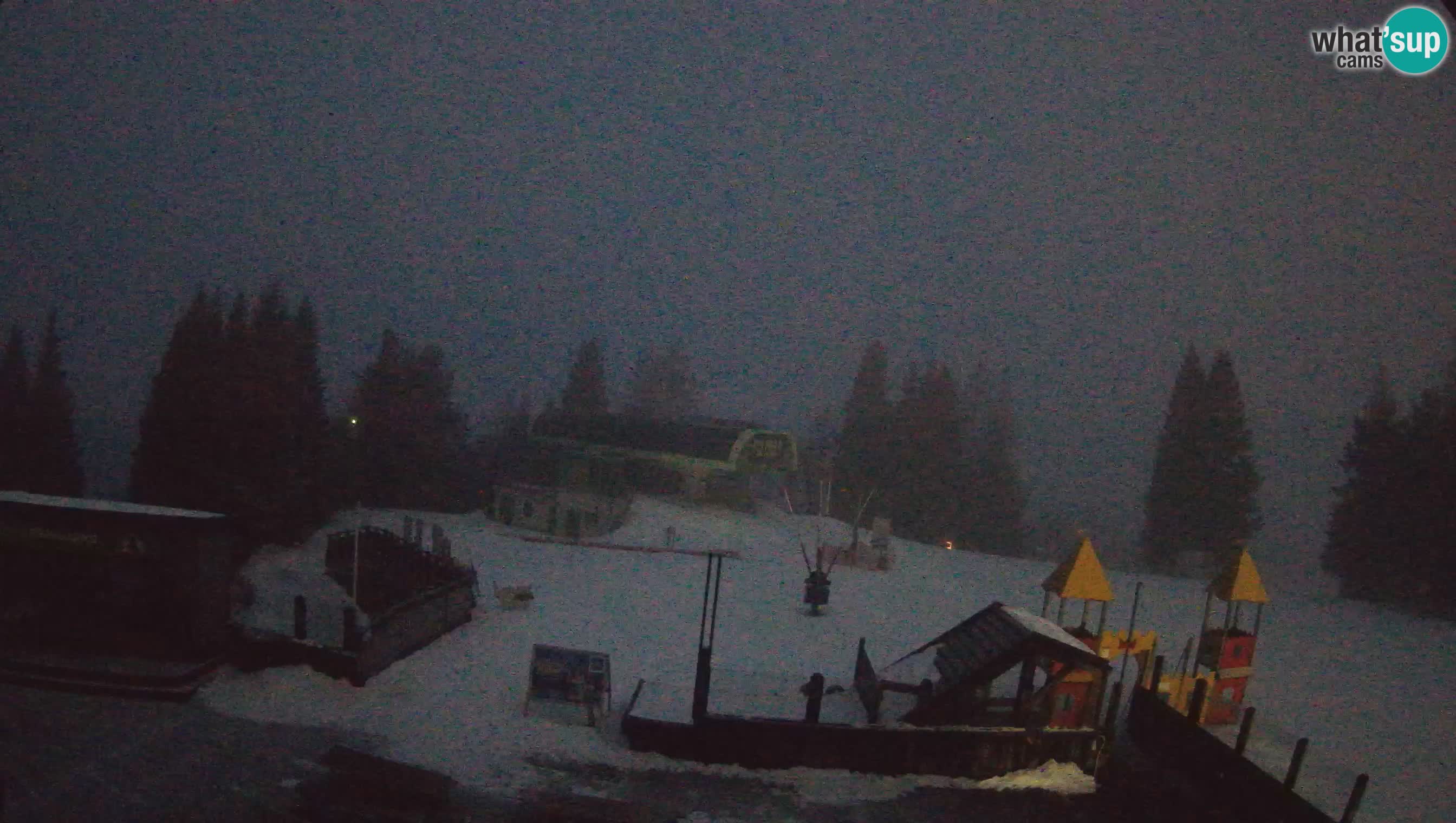 Webcam Počivalo – Alpska Perla | Vista live dalla stazione sciistica di Cerkno