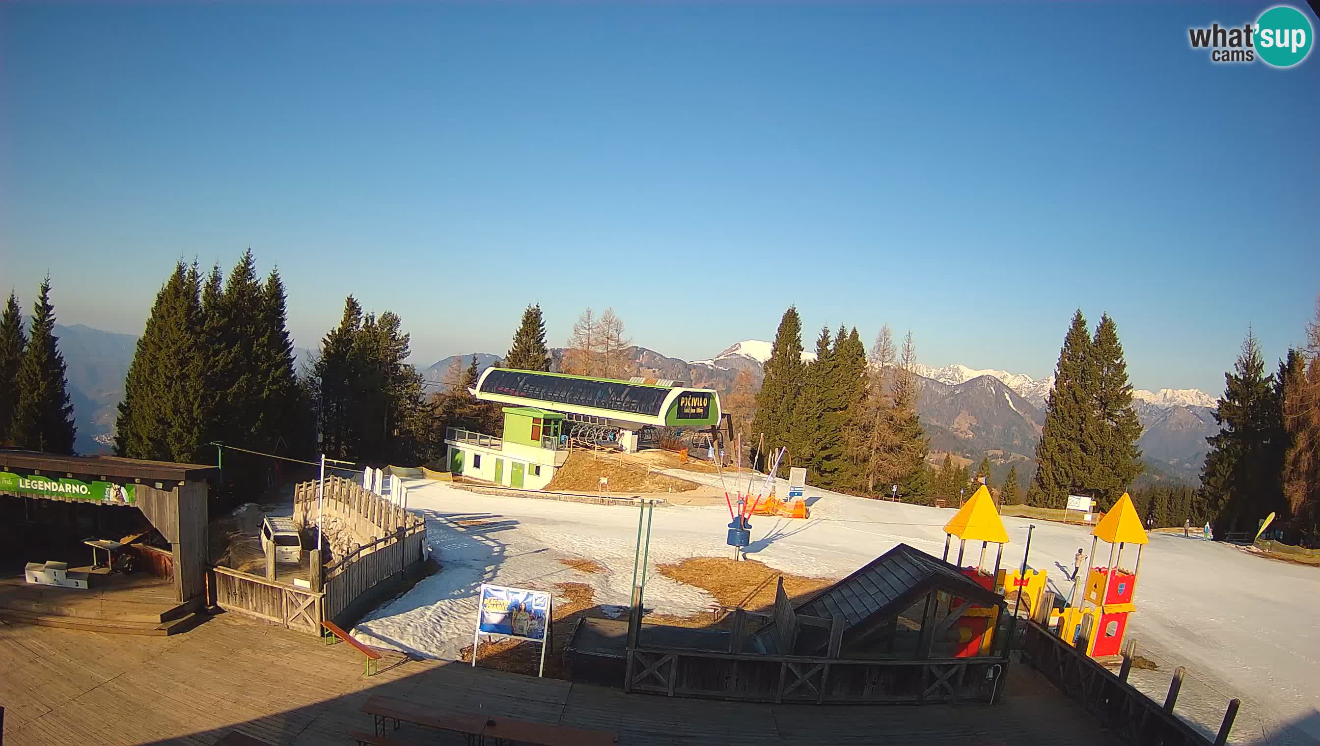 Web kamera Počivalo – Alpska Perla | Pogled uživo sa skijališta Cerkno