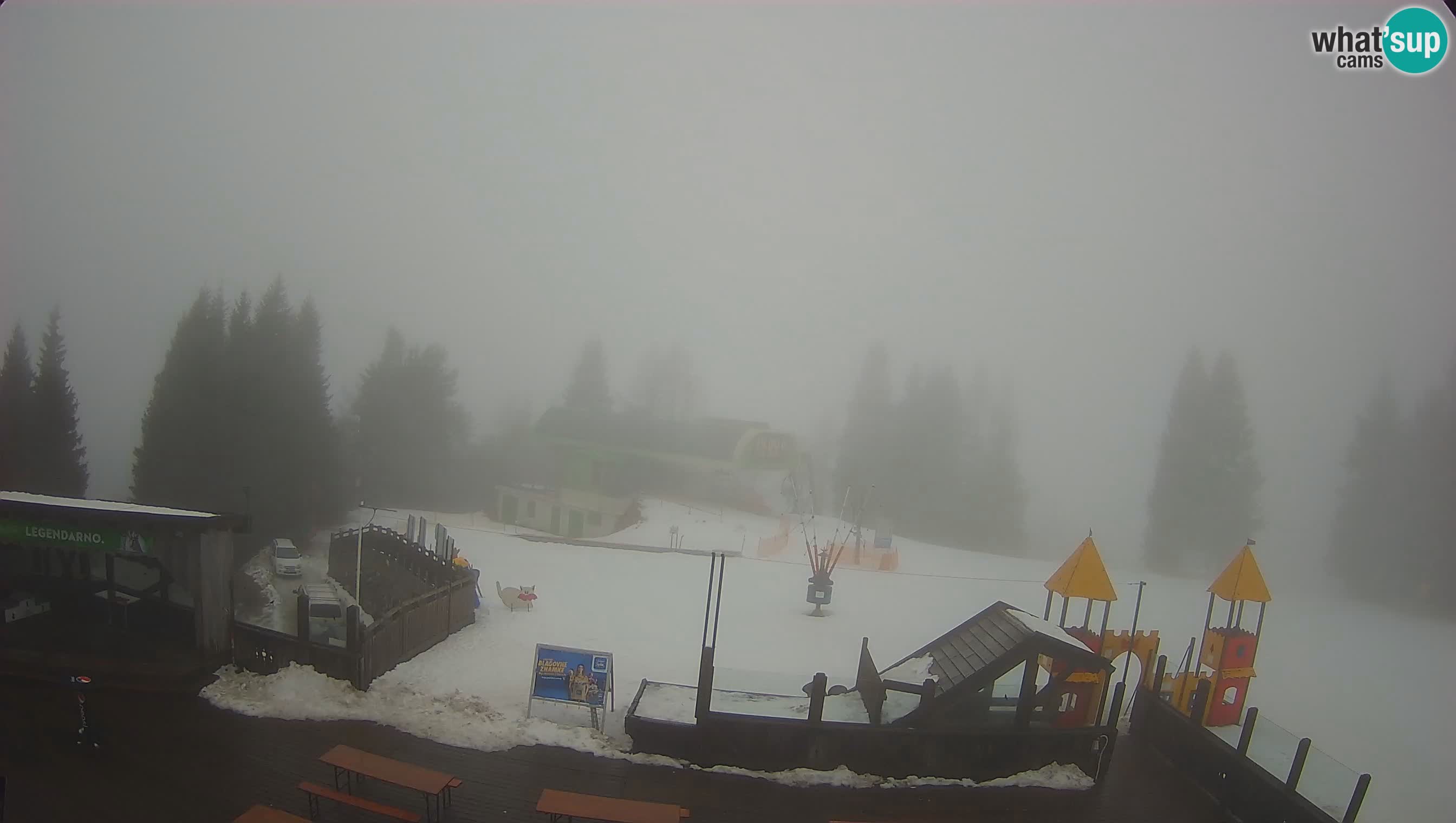 Spletna kamera Počivalo – Alpska Perla | Pogled v živo iz smučišča Cerkno