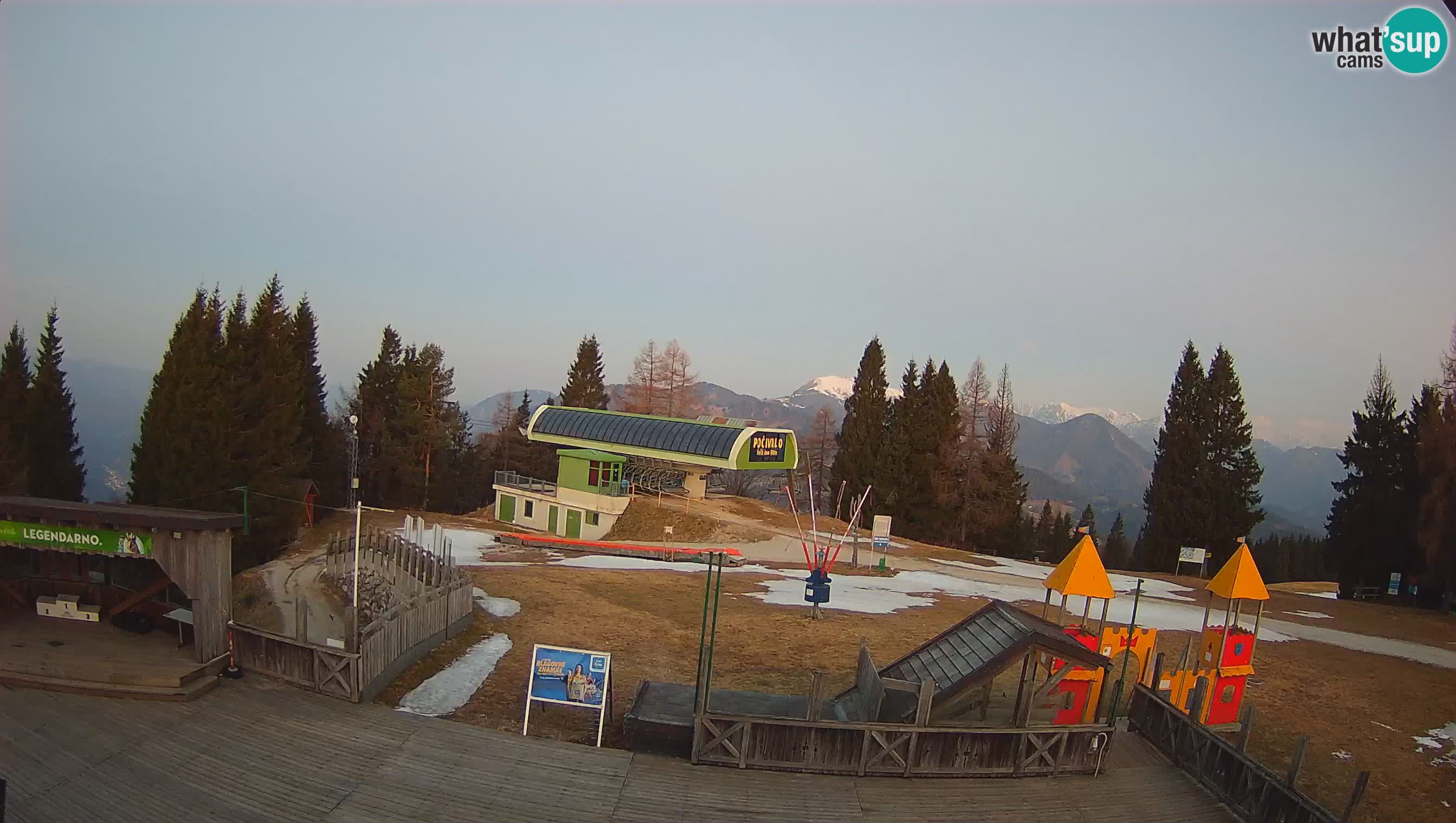 Webcam Počivalo – Alpska Perla | Vista live dalla stazione sciistica di Cerkno