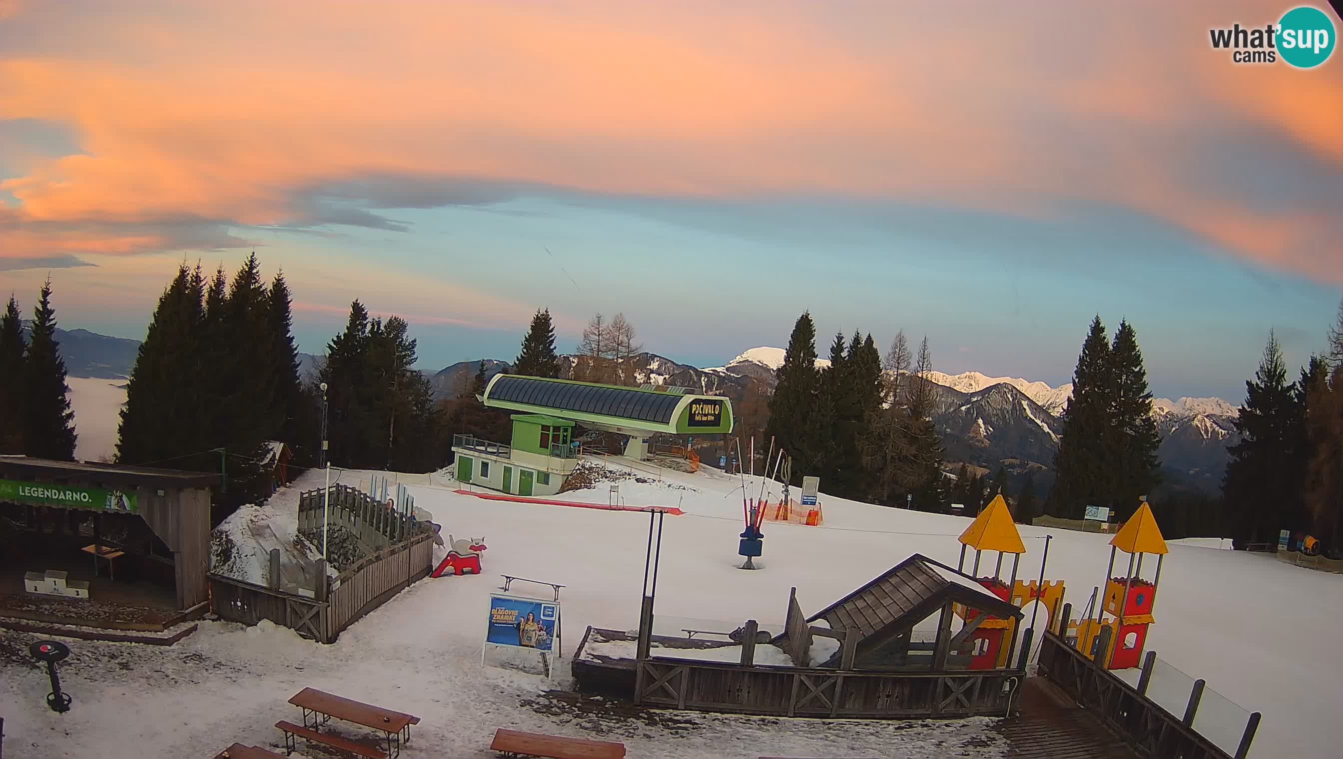 Web kamera Počivalo – Alpska Perla | Pogled uživo sa skijališta Cerkno