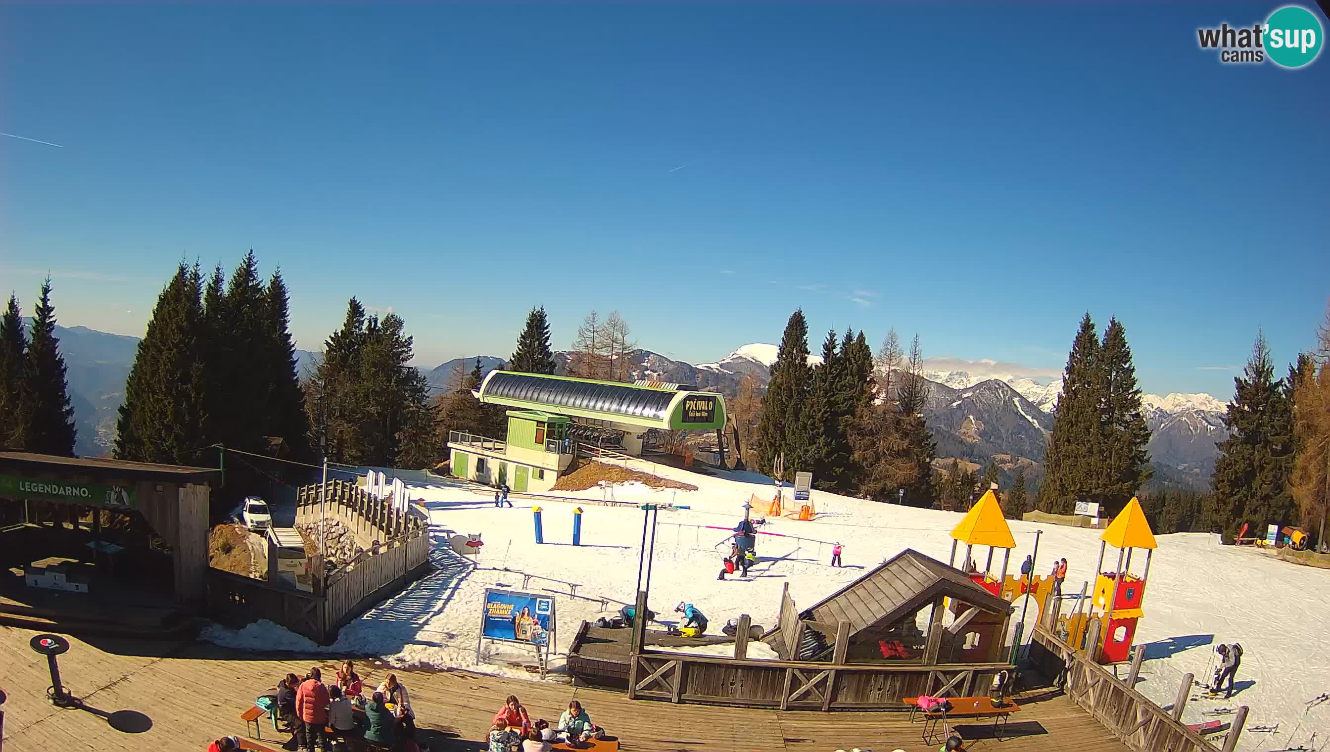 Alpska Perla Ski center Cerkno Počivalo webcam – Slovenia