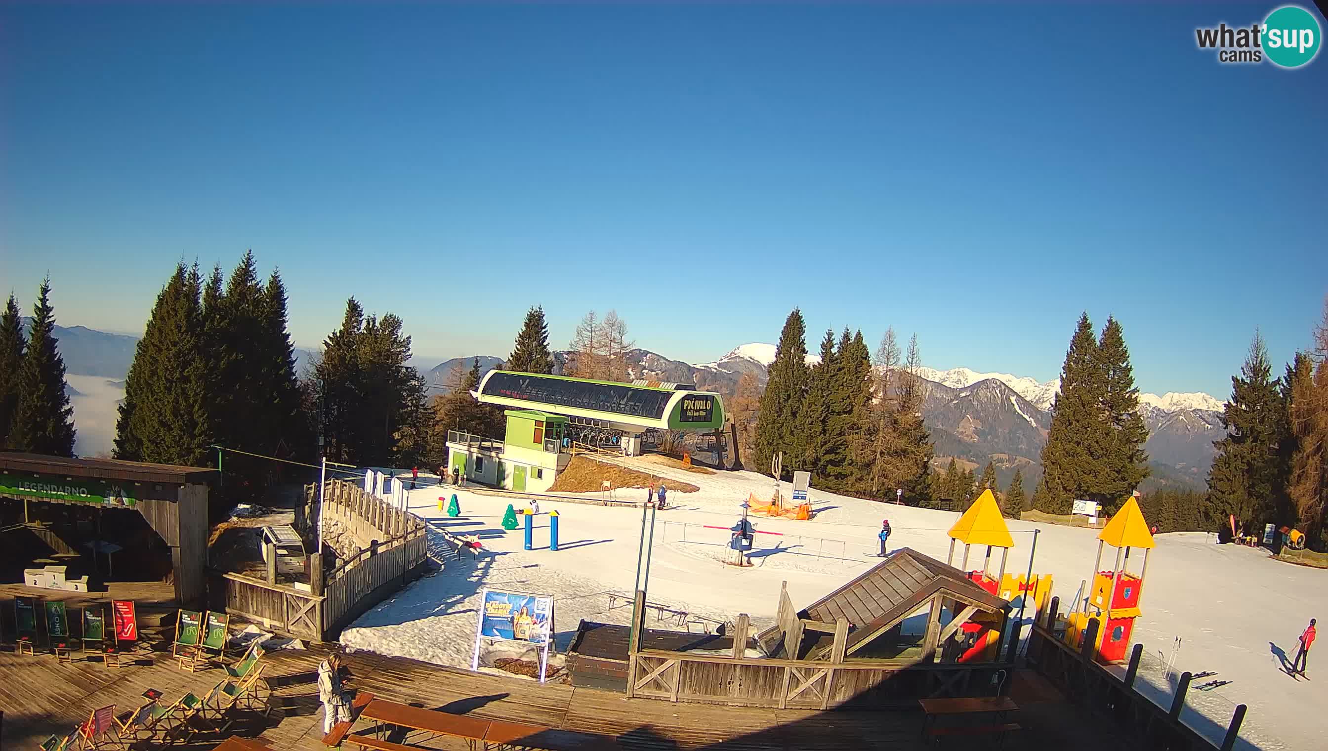 Alpska Perla Ski hotel Cerkno Počivalo webcam – Slovenia