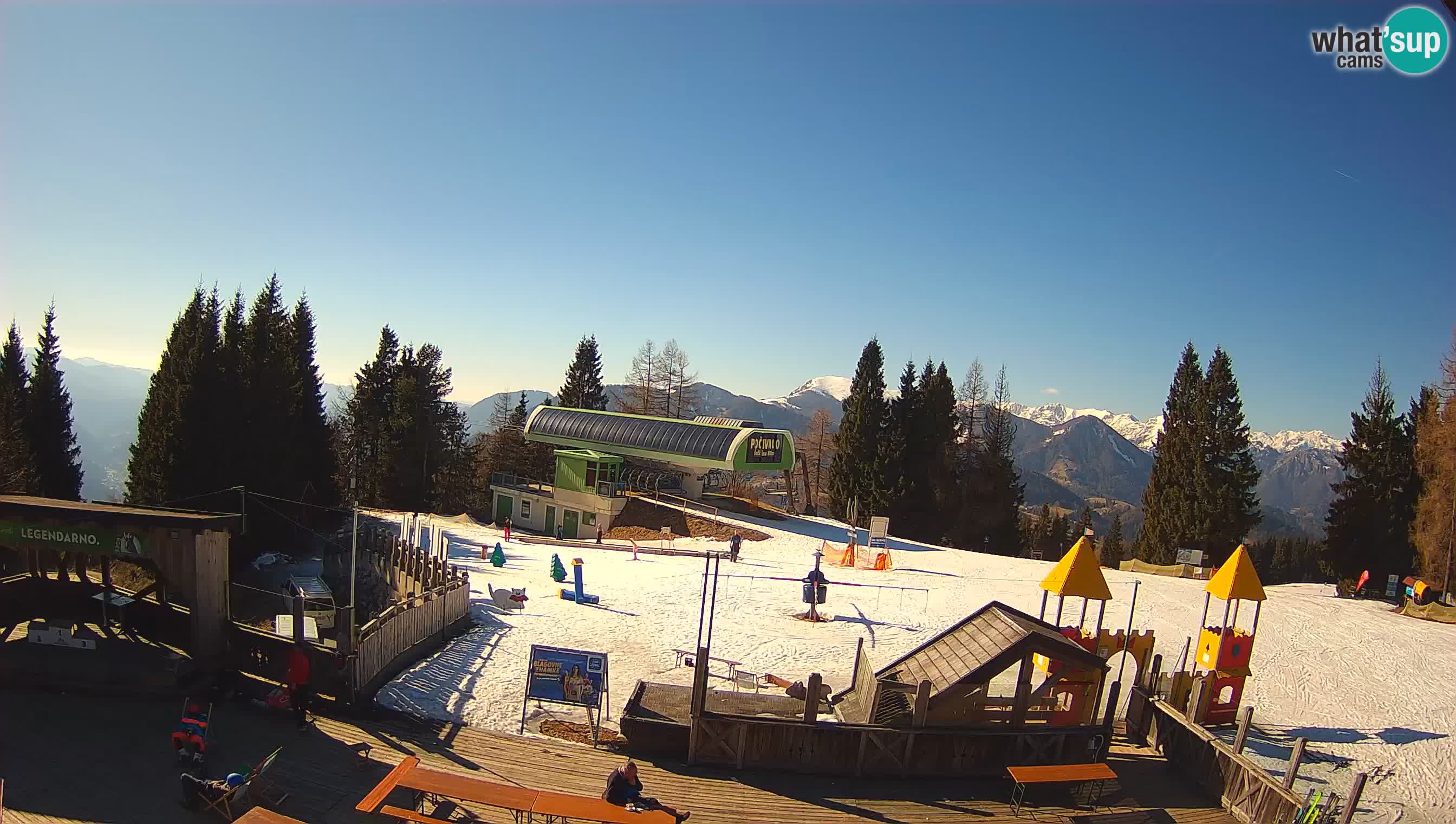 Alpska Perla Ski center Cerkno Počivalo webcam – Slovenia