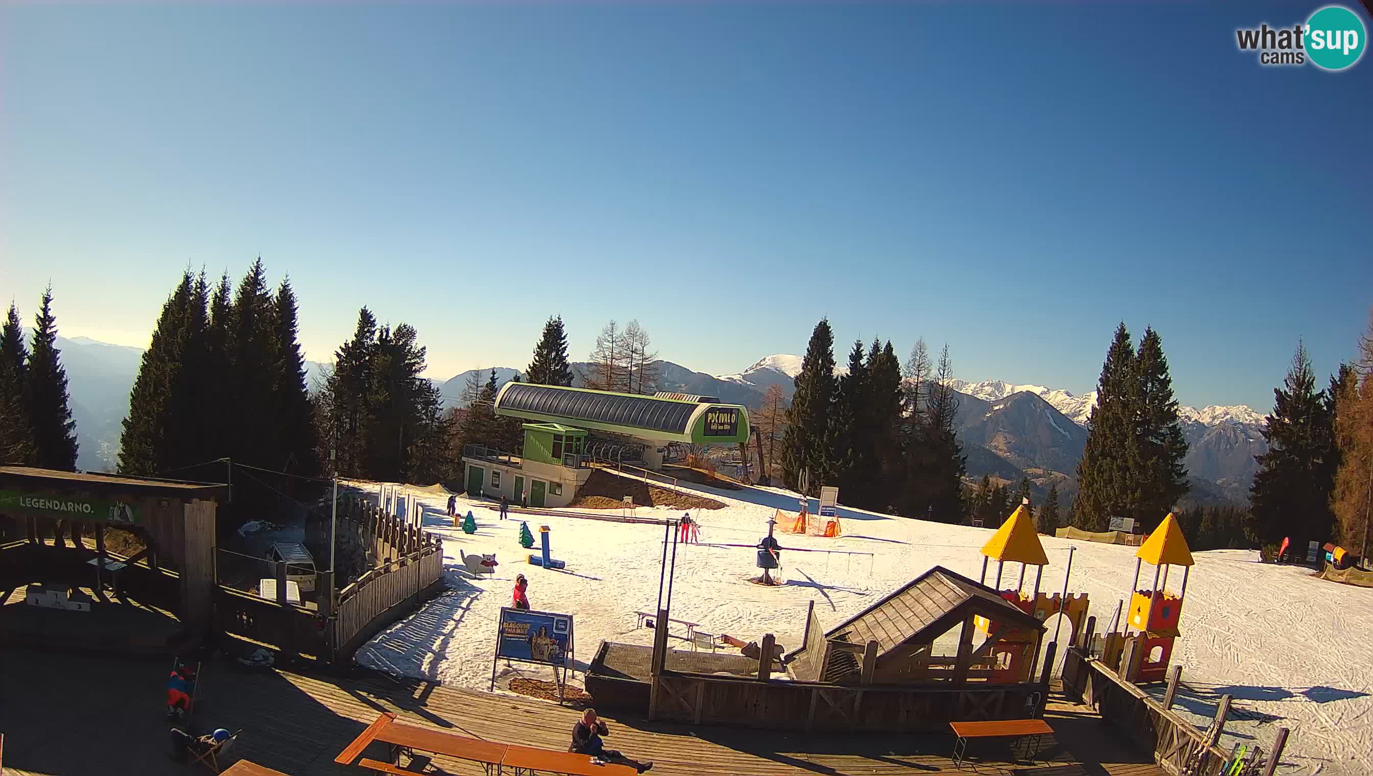 Alpska Perla Ski center Cerkno Počivalo webcam – Slovenia