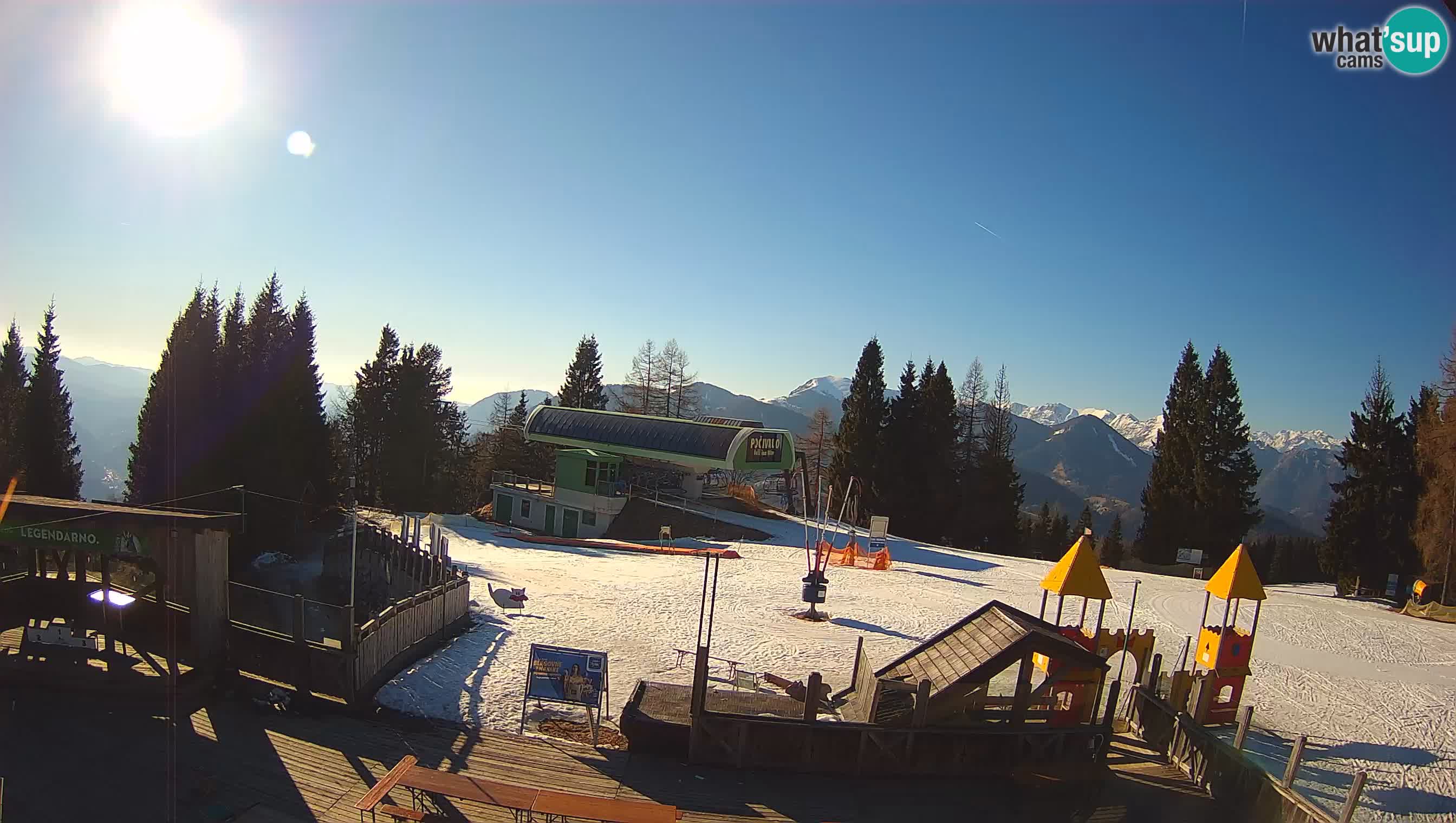 Alpska Perla Ski center Cerkno Počivalo webcam – Slovenia