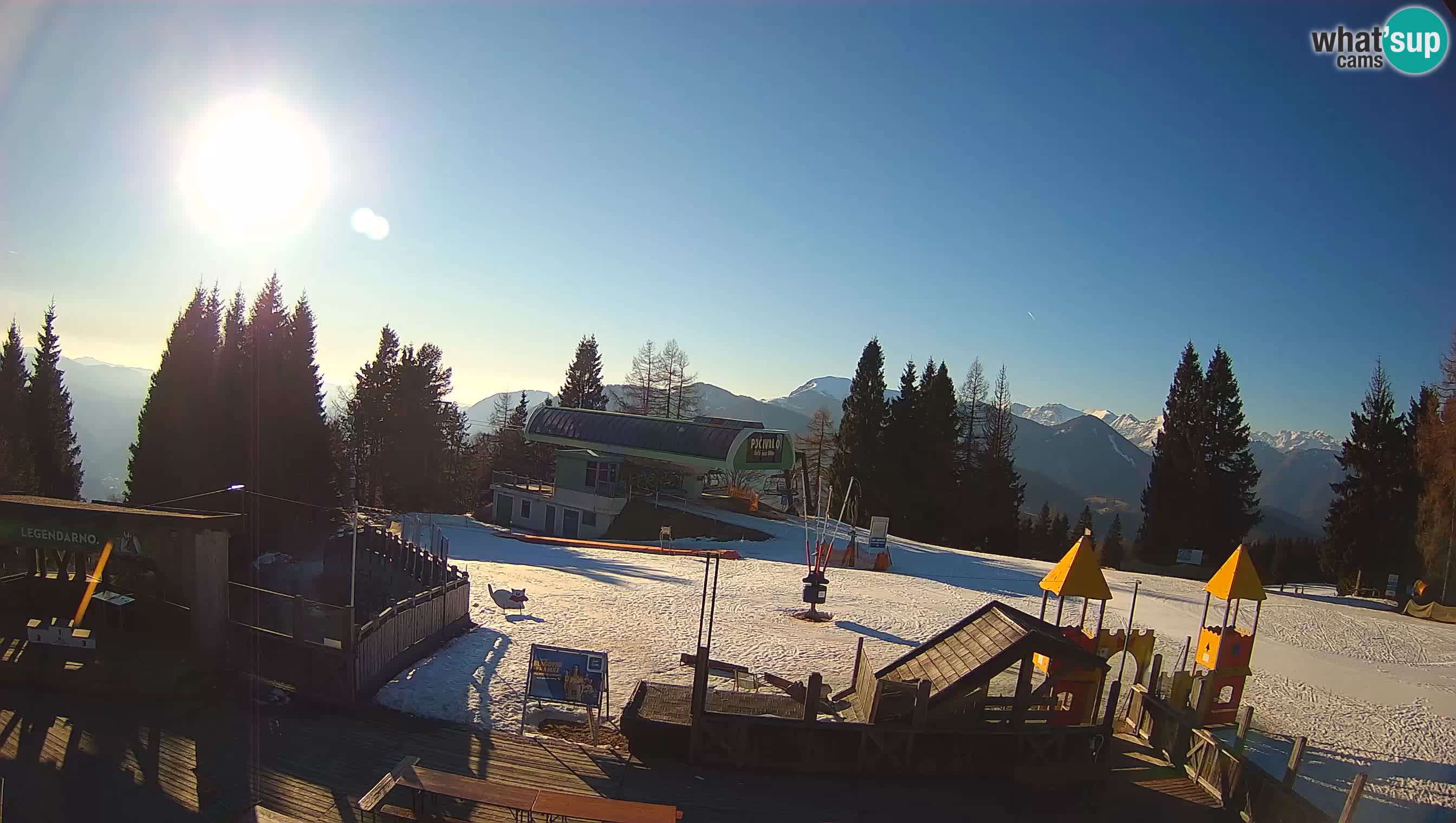 Webcam de la station de ski des Alpes slovènes à Cerkno Počivalo