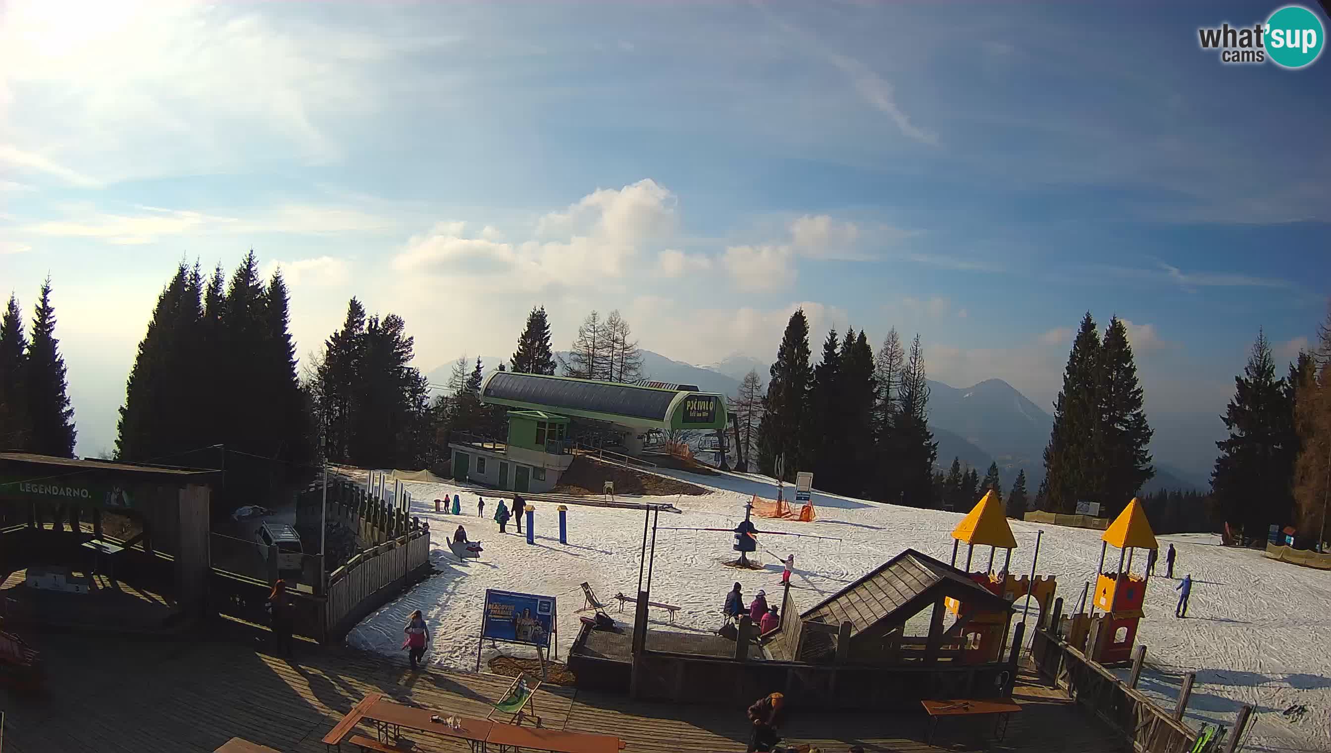 Web kamera Počivalo – Alpska Perla | Pogled uživo sa skijališta Cerkno