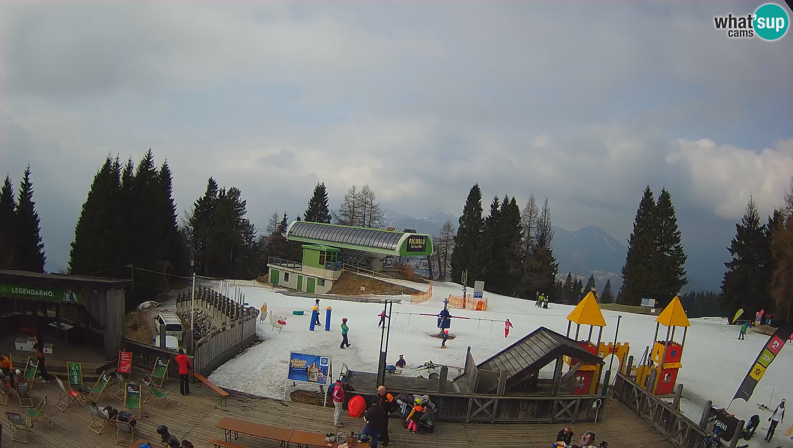 Cámara web Počivalo – Alpska Perla | Vista en vivo desde la estación de esquí Cerkno