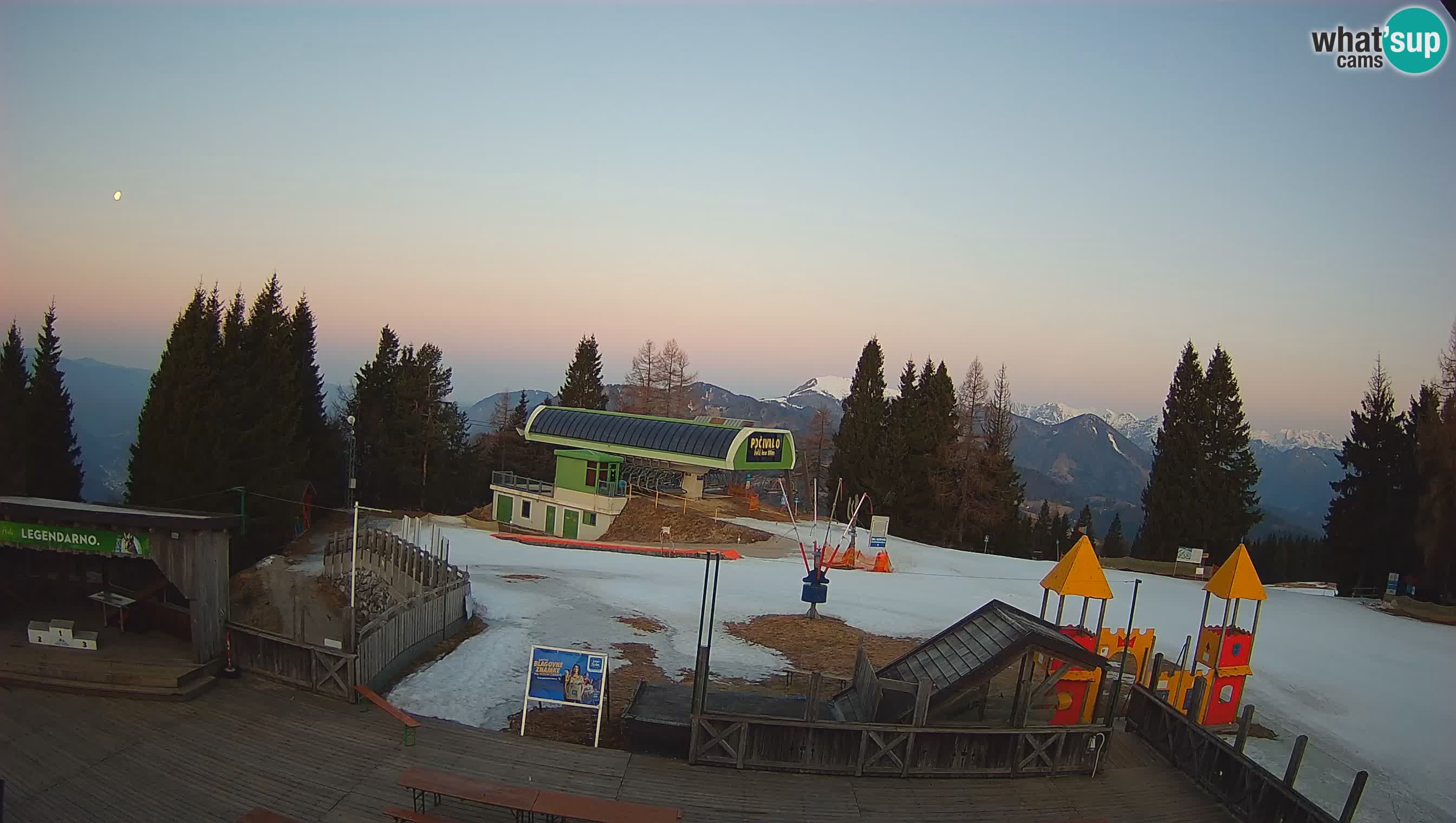Webcam Počivalo – Alpska Perla | Vista live dalla stazione sciistica di Cerkno