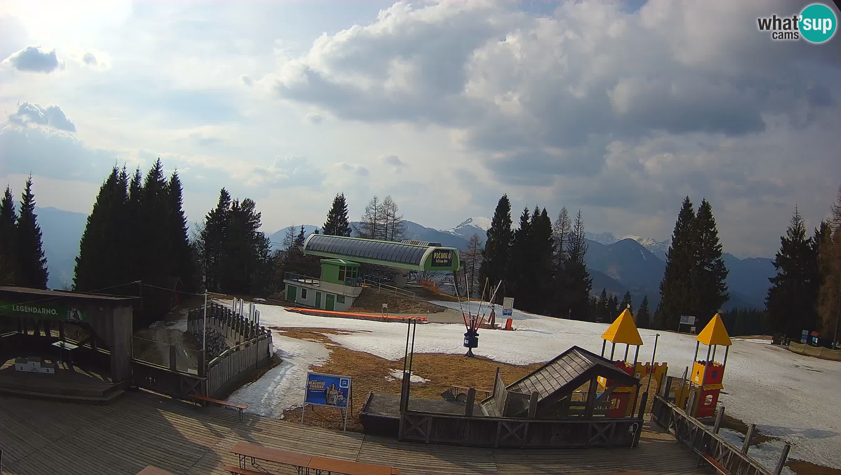 Web kamera Počivalo – Alpska Perla | Pogled uživo sa skijališta Cerkno