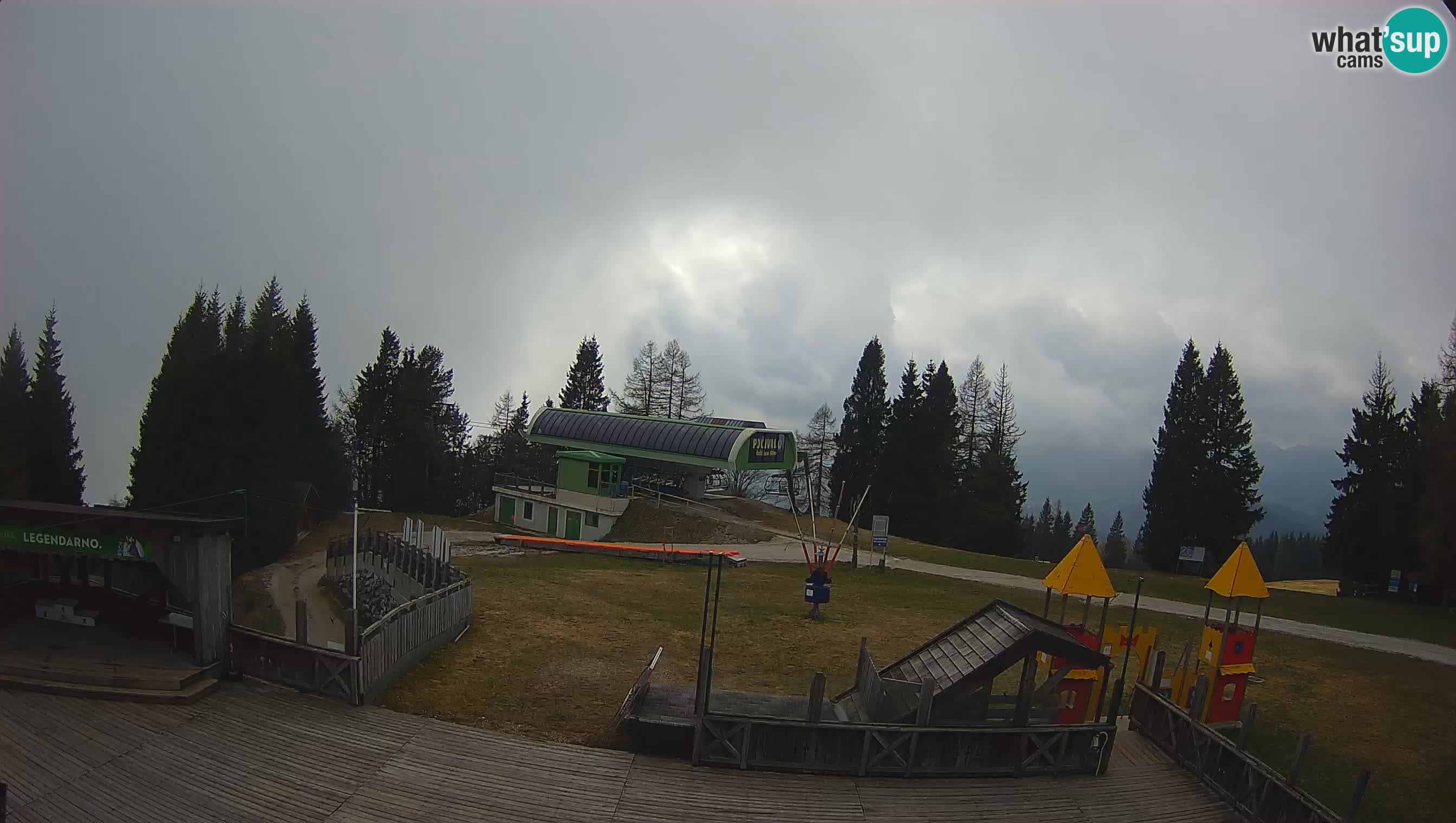 Webcam de la station de ski des Alpes slovènes à Cerkno Počivalo