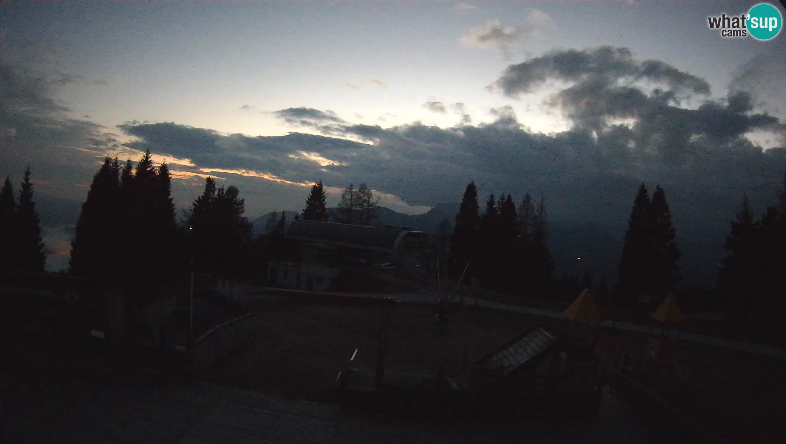 Spletna kamera Počivalo – Alpska Perla | Pogled v živo iz smučišča Cerkno