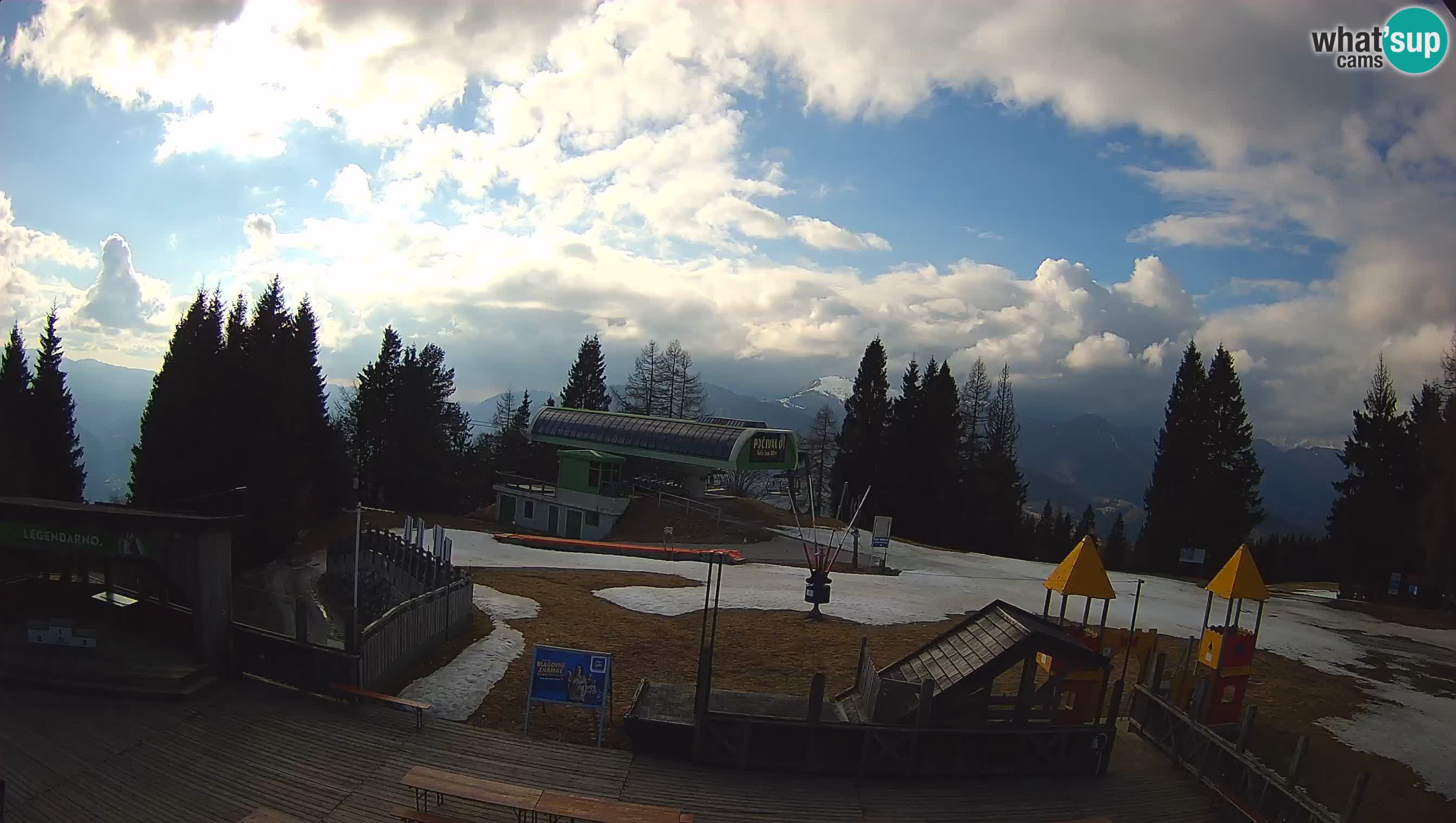 Web kamera Počivalo – Alpska Perla | Pogled uživo sa skijališta Cerkno