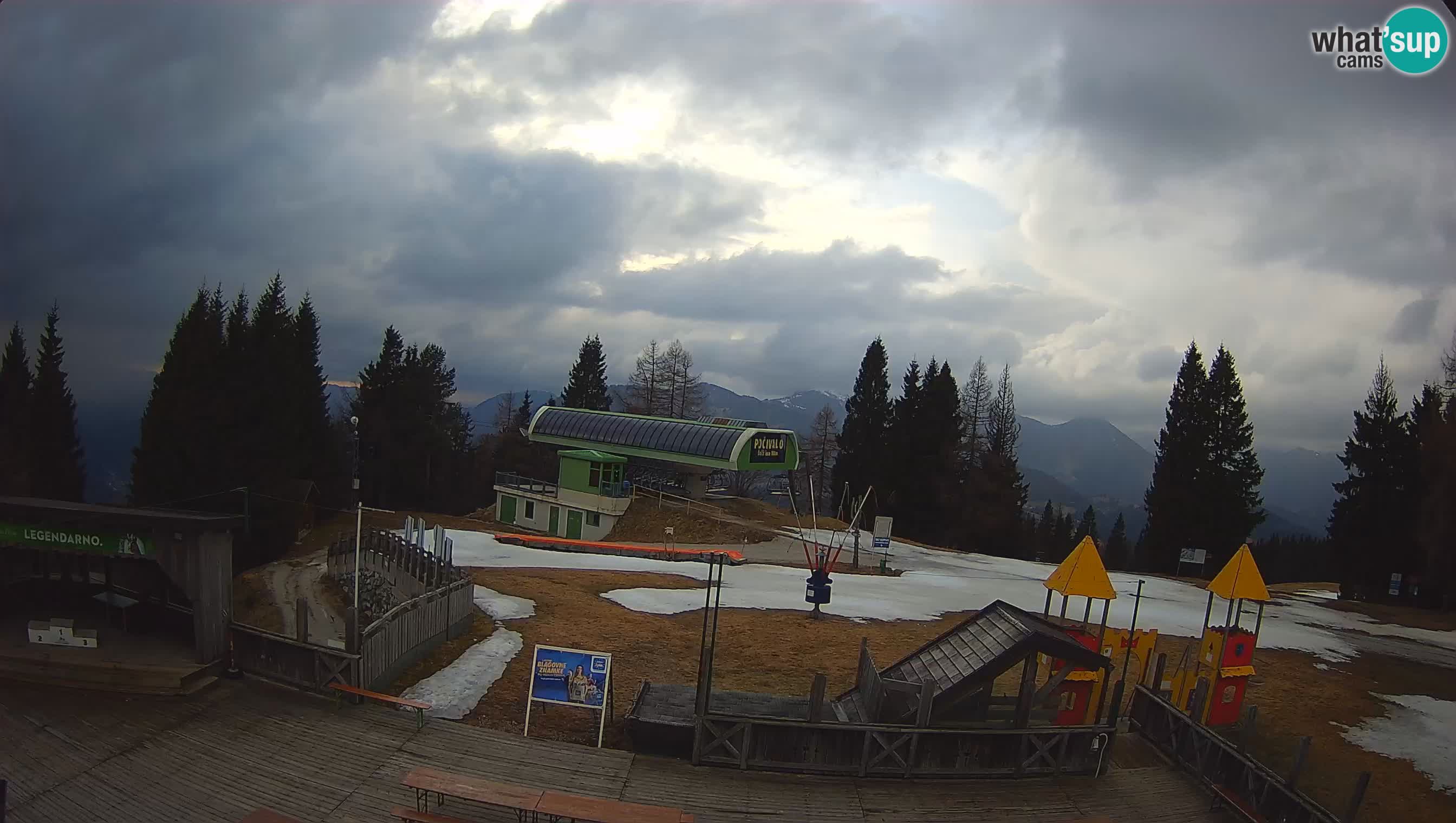 Cámara web Počivalo – Alpska Perla | Vista en vivo desde la estación de esquí Cerkno