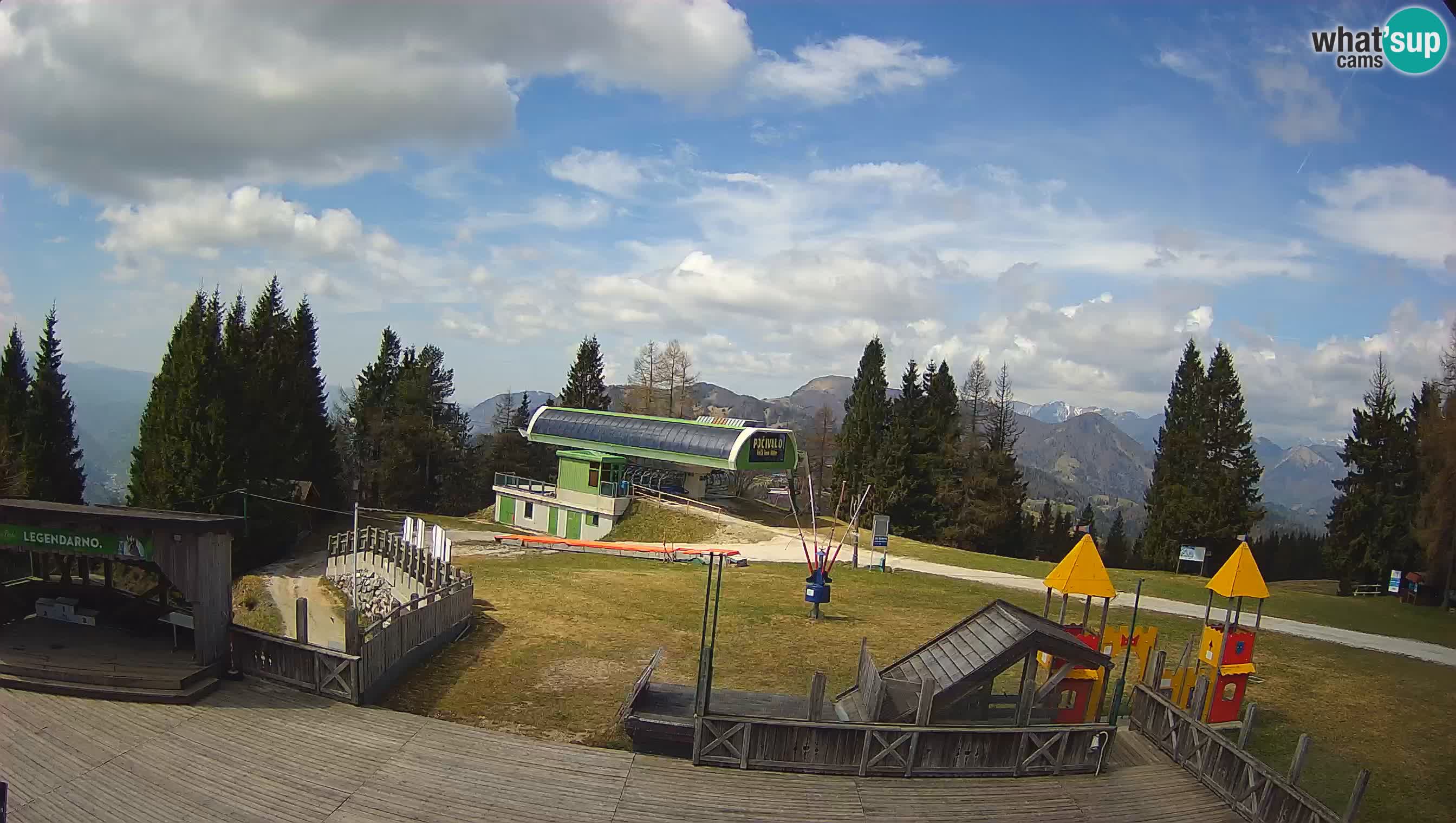 Webcam Počivalo – Alpska Perla | Vista live dalla stazione sciistica di Cerkno