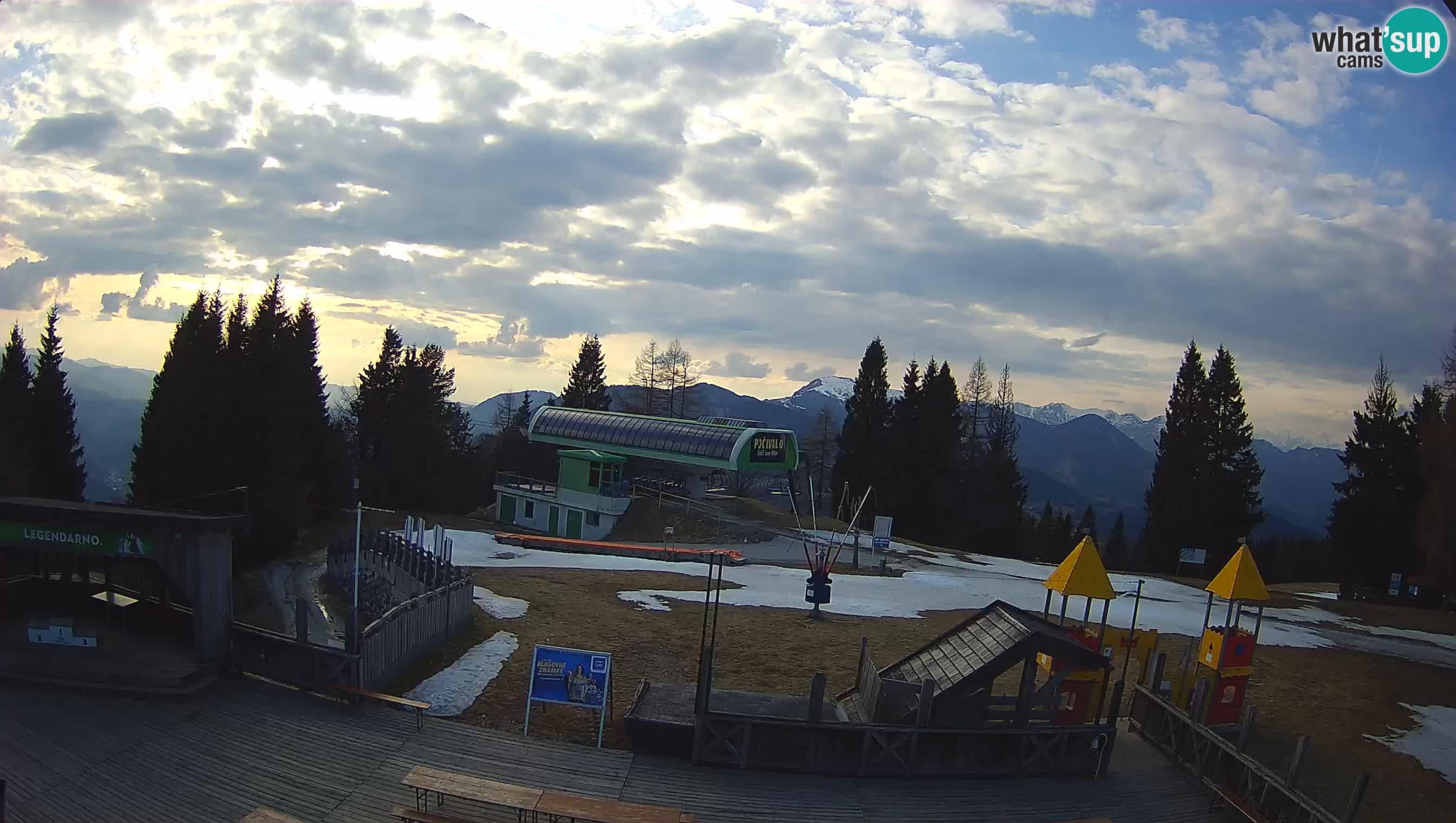 Webcam Počivalo – Alpska Perla | Live View from Cerkno Ski Resort
