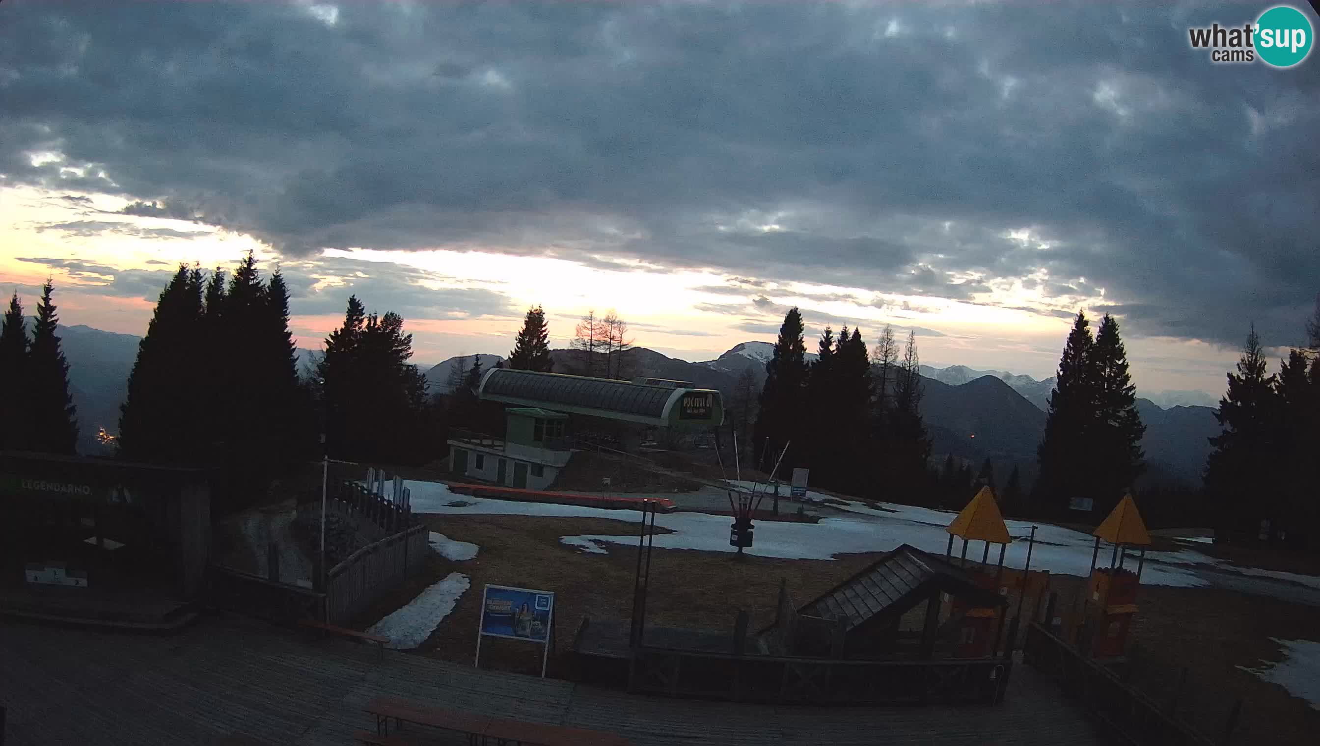 Webcam Počivalo – Alpska Perla | Live View from Cerkno Ski Resort