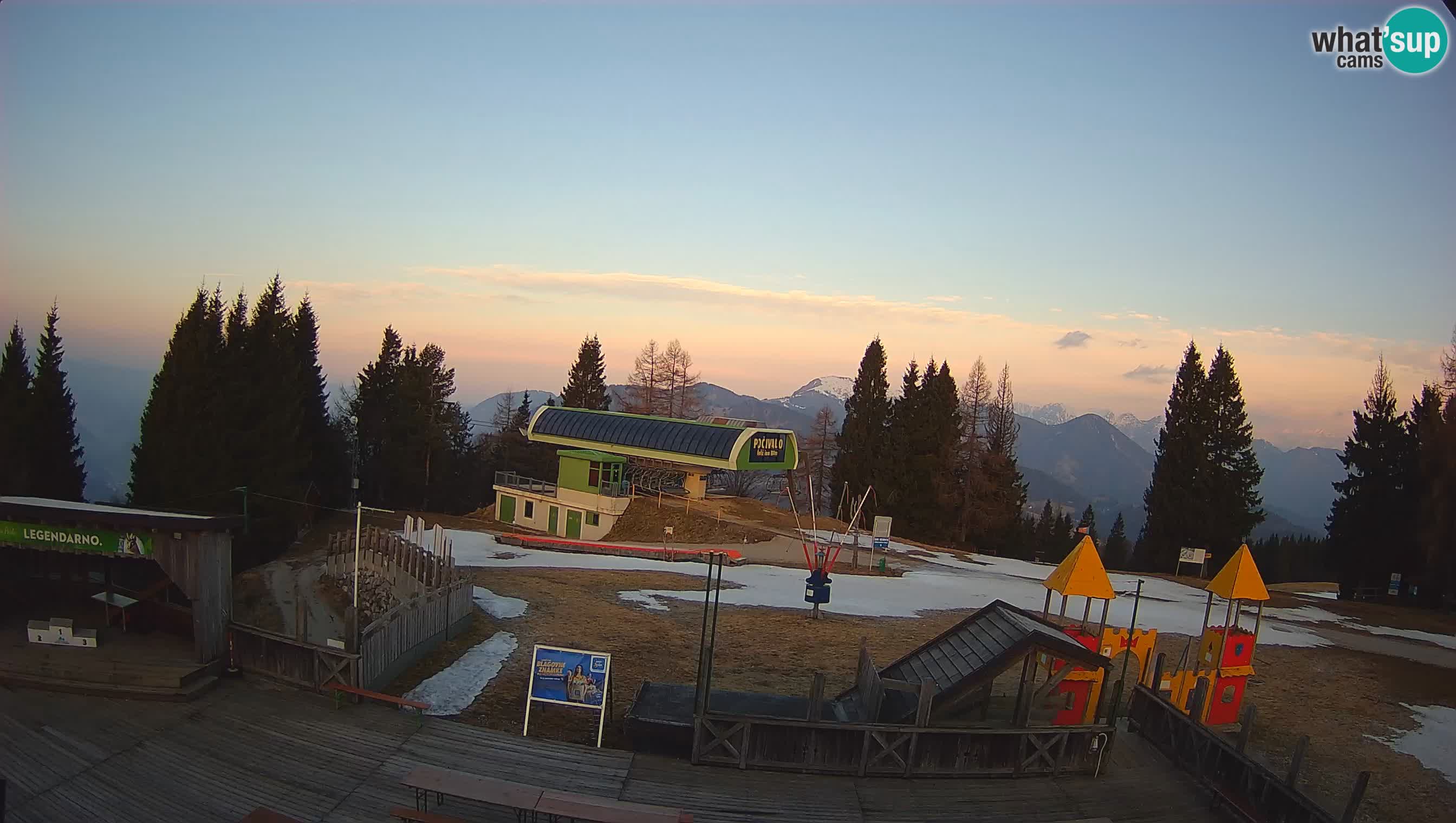 Cámara web Počivalo – Alpska Perla | Vista en vivo desde la estación de esquí Cerkno