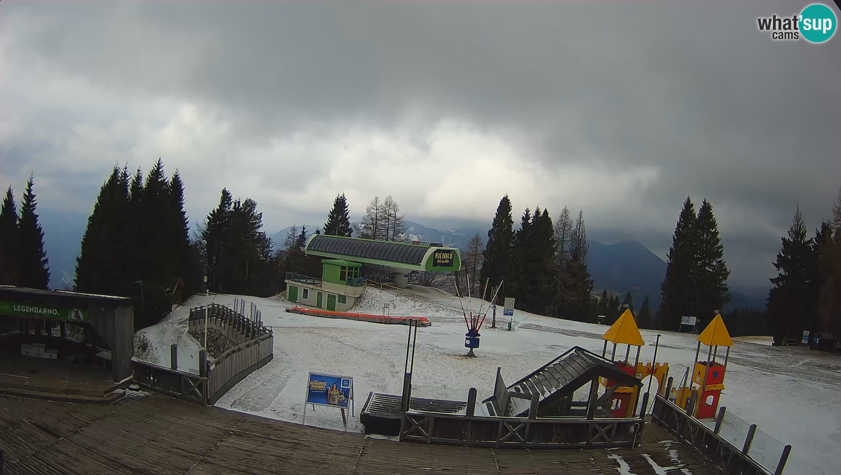 Webcam de la station de ski des Alpes slovènes à Cerkno Počivalo