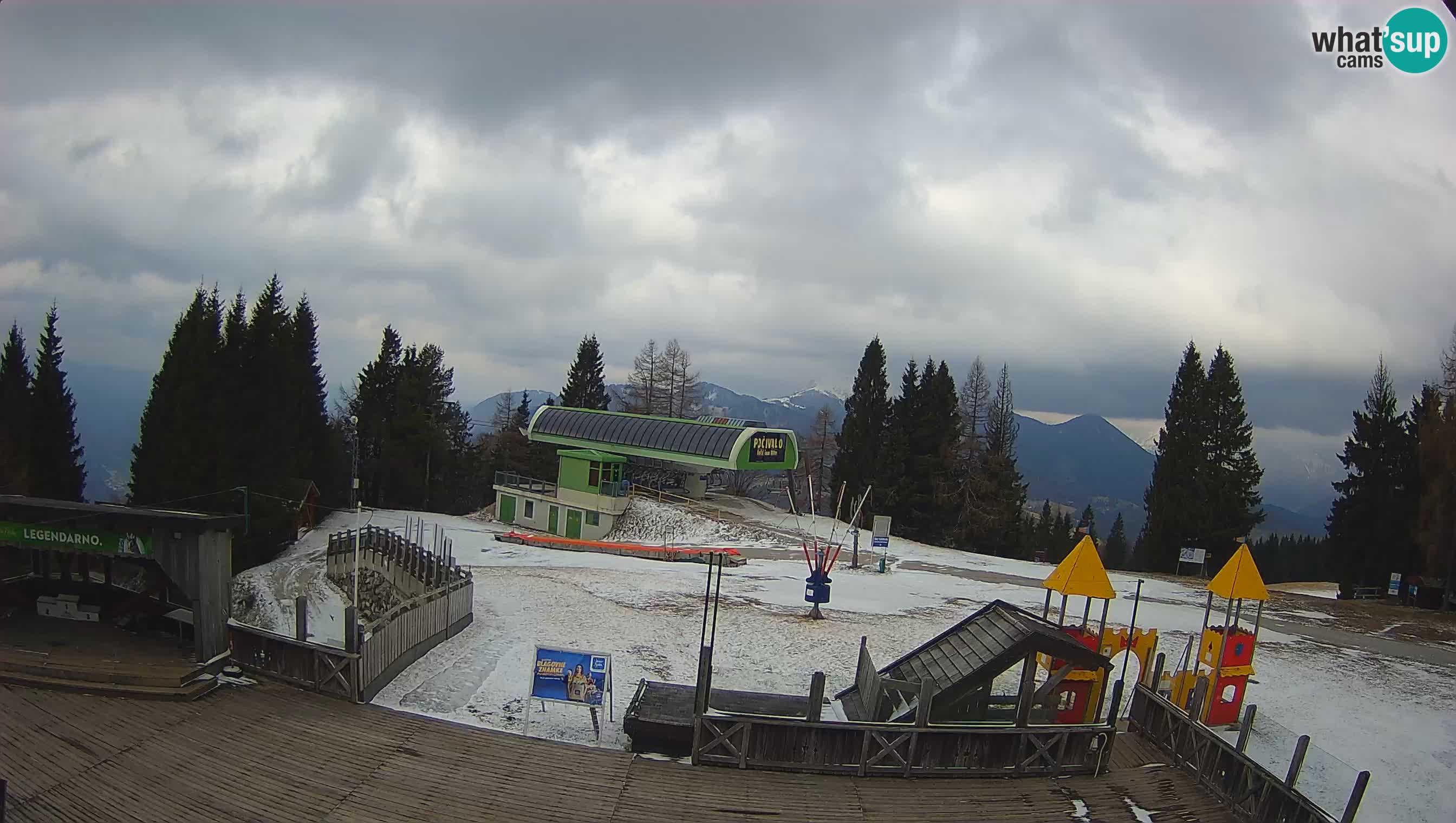 Cámara web Počivalo – Alpska Perla | Vista en vivo desde la estación de esquí Cerkno