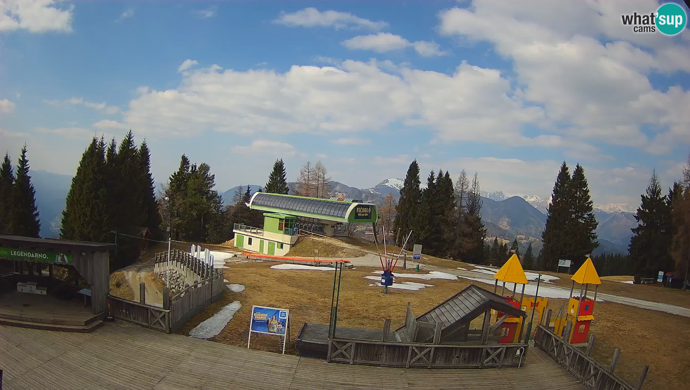 Alpska Perla Ski hotel Cerkno Počivalo webcam – Slovenia