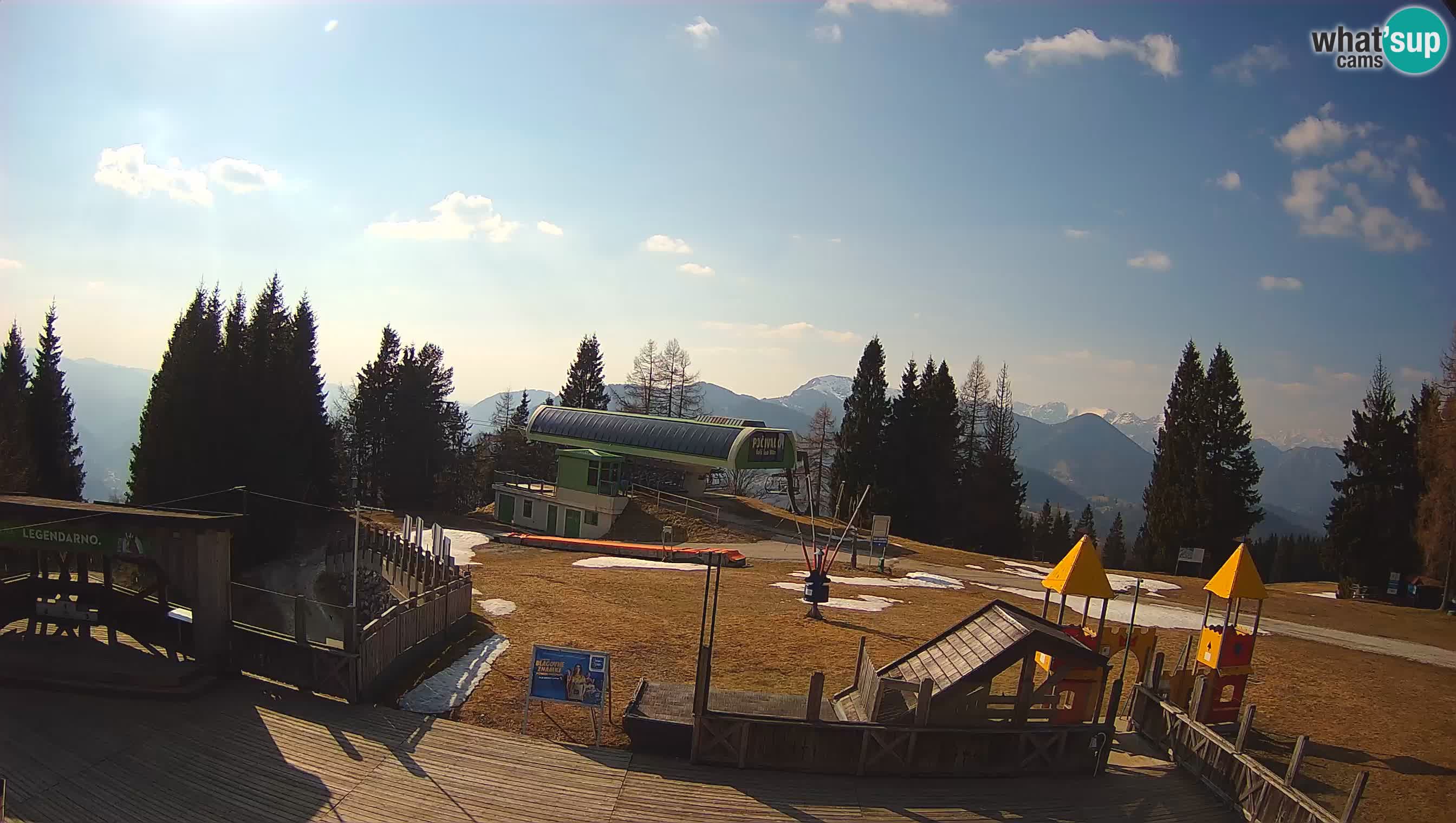 Alpska Perla Ski center Cerkno Počivalo webcam – Slovenia