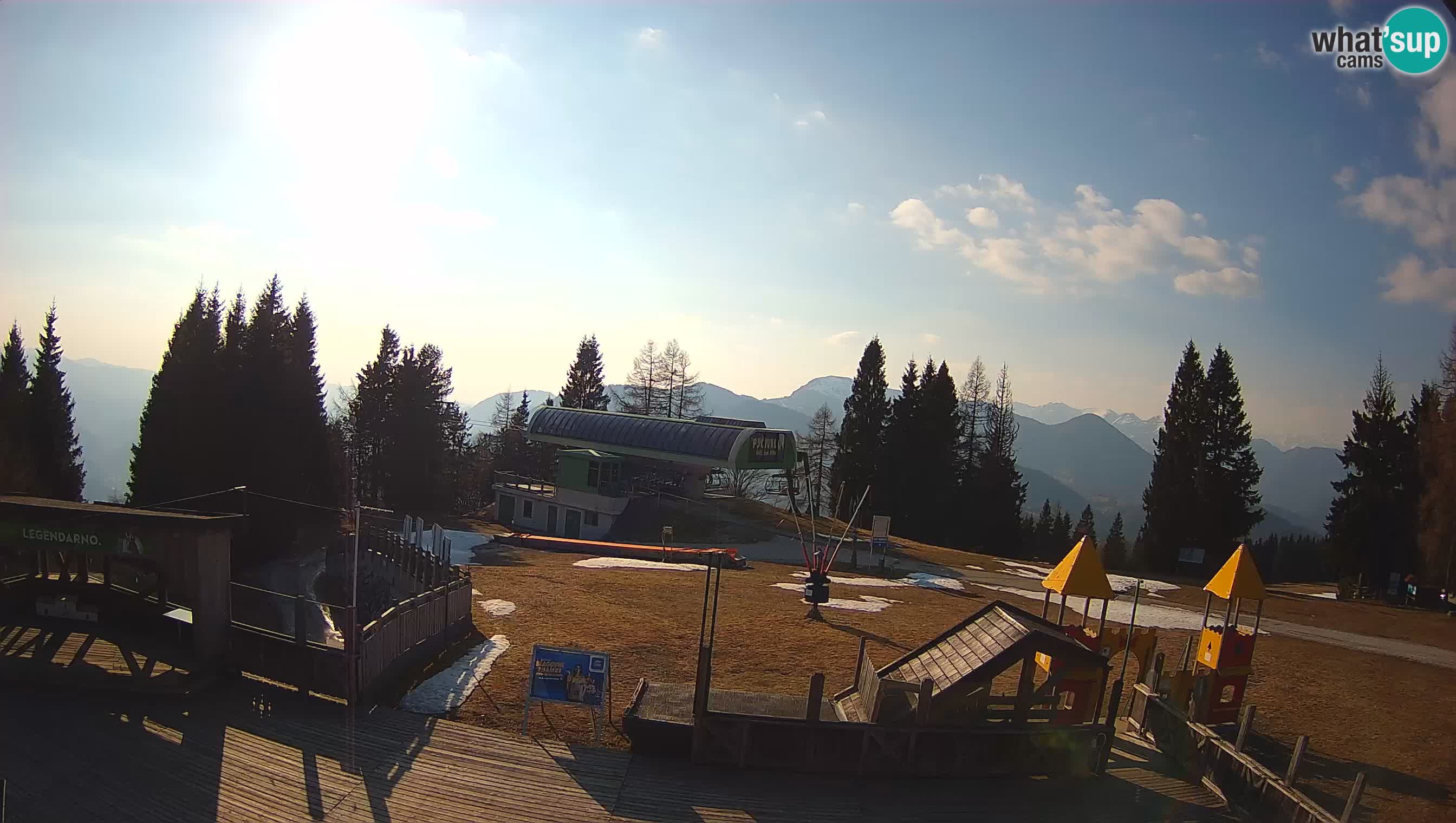 Webcam de la station de ski des Alpes slovènes à Cerkno Počivalo